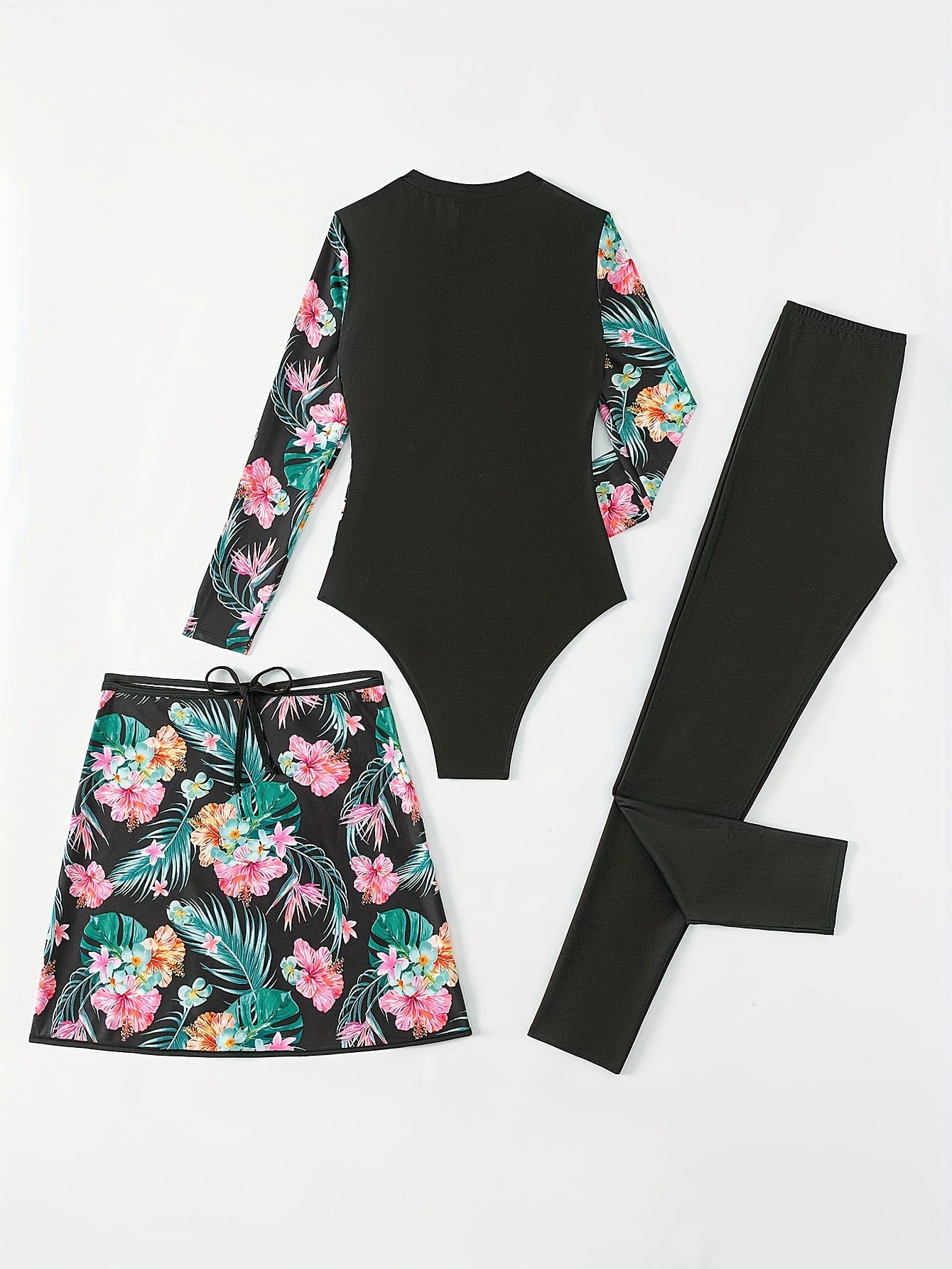 XQY BaiHui Ayollar uchun Yuqori Bo'yinli Gullar Printli Suvda Kiymalar, 3 ta Qoplama bilan. 82% Polyester va 18% Elastandan tayyorlangan.