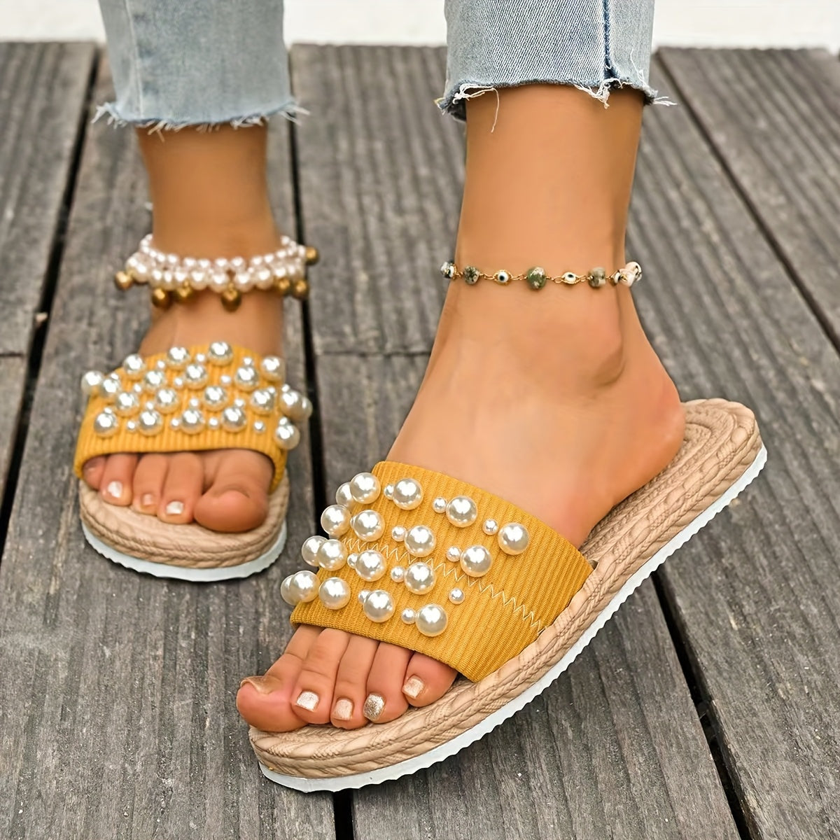 Women's Flat Slip-On Sandals Lightweight Strappy Bohemian Beach Shoes
