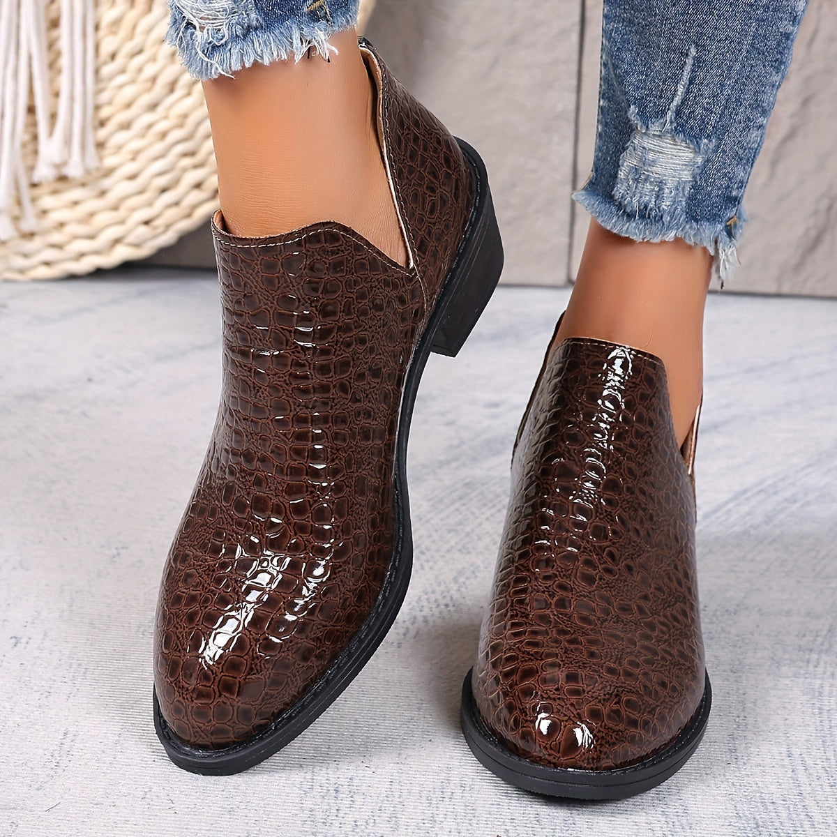 Women’s Western Ankle Boots Faux Leather Round Toe Mid-Heel Cowgirl Shoes