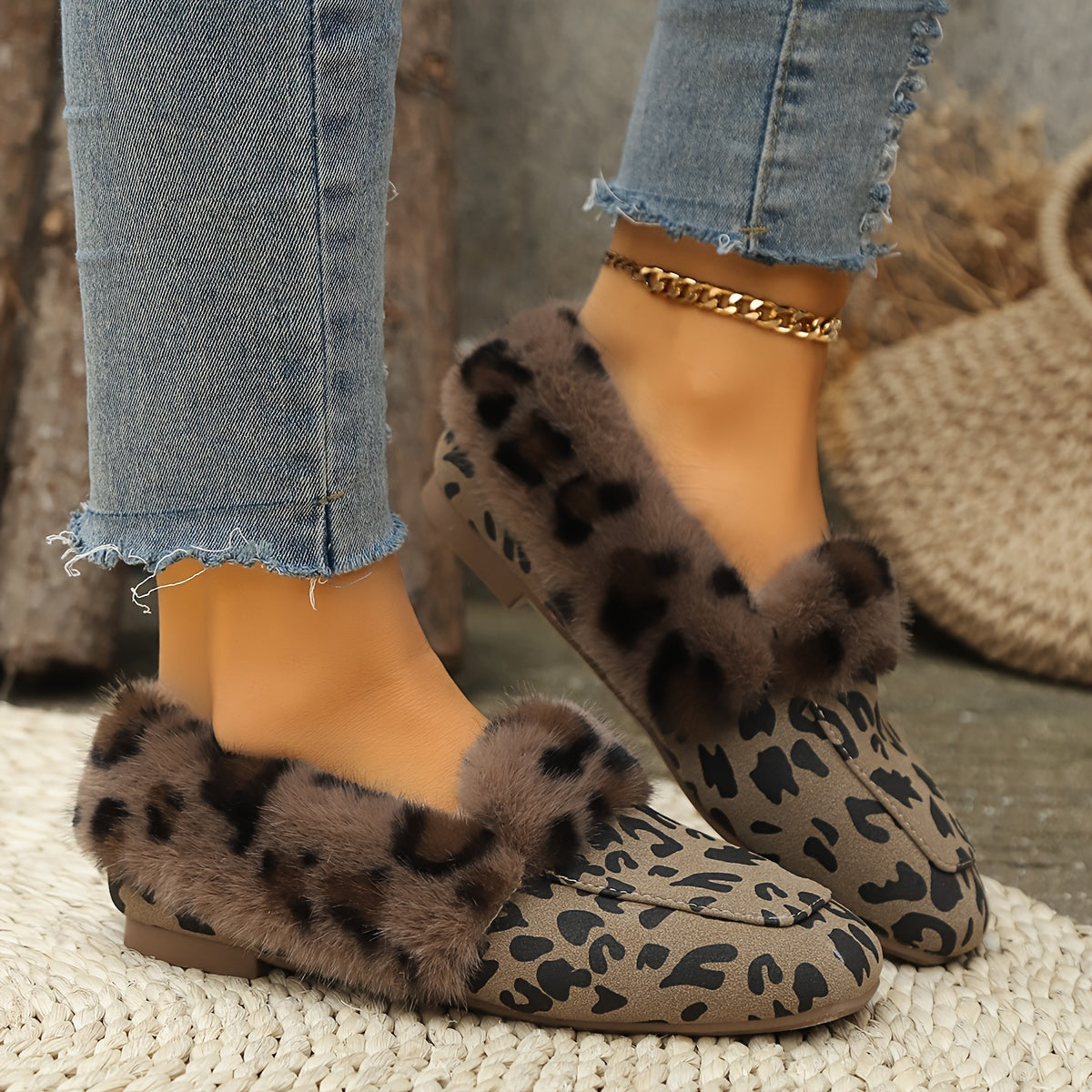 Women’s Leopard Print Plush Slippers Warm Faux Fur Indoor Shoes