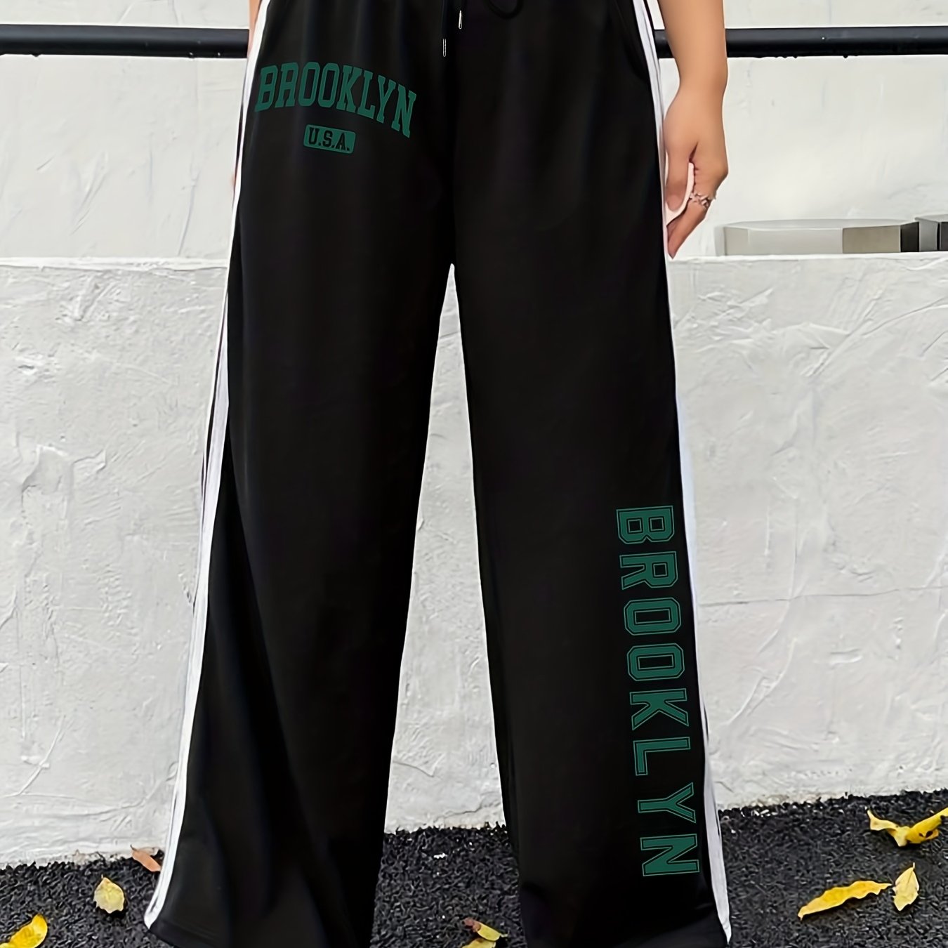 Women's Plus Size Lightweight Striped Joggers Gray Green White Wide-Leg Sweatpants