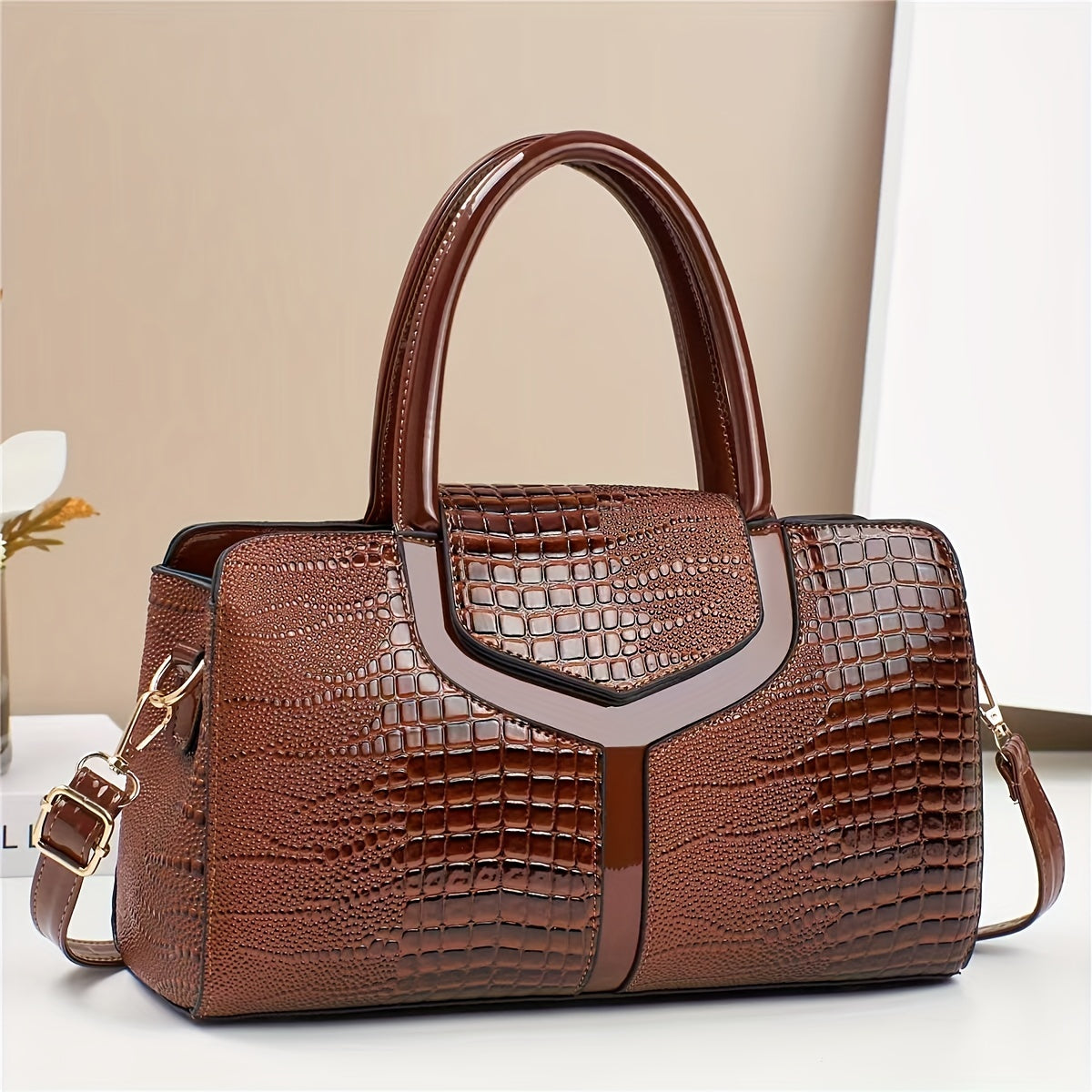Women's Crocodile Pattern Leather Handbag with Adjustable Strap and Zipper Closure