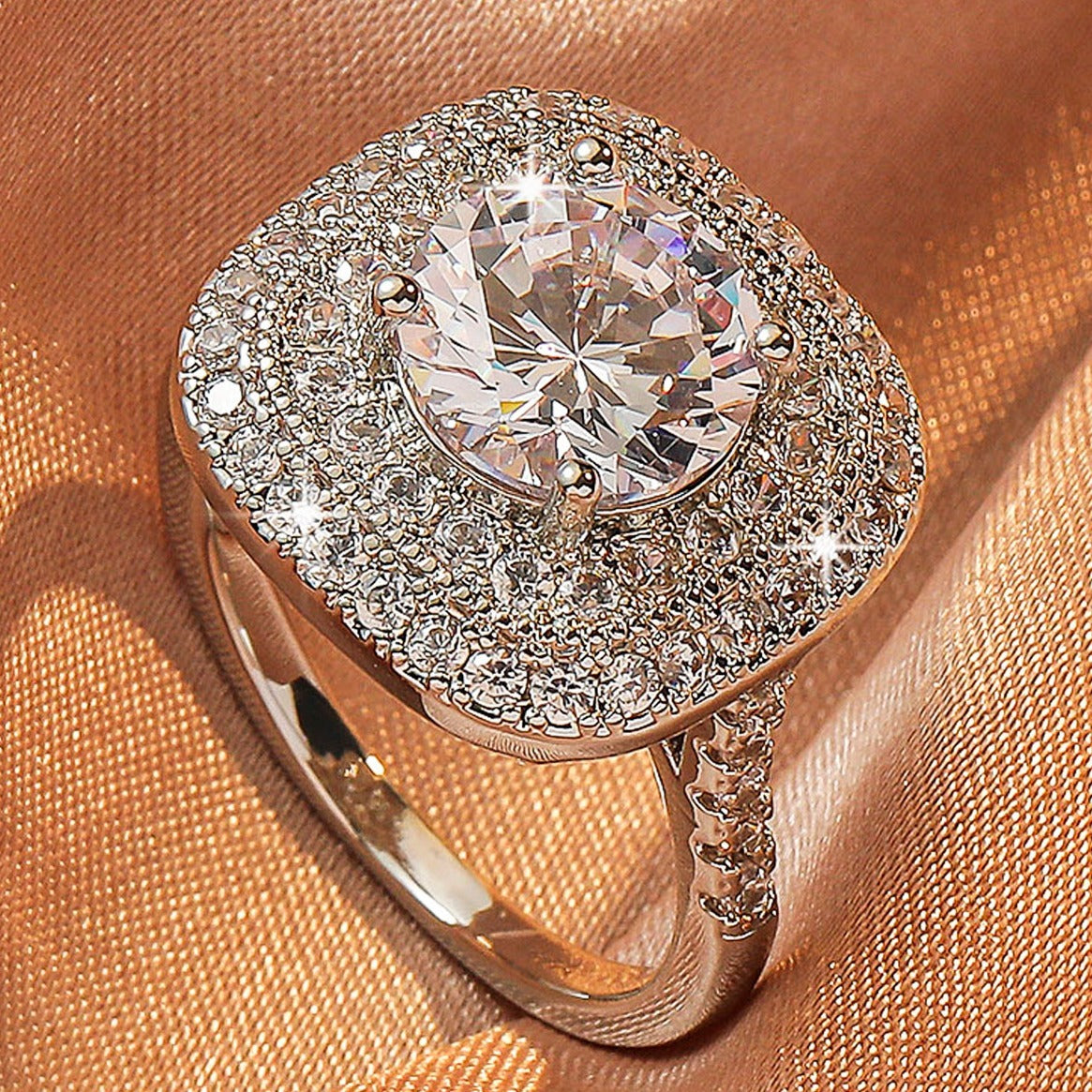 Women's Zirconia Ring for Weddings and Special Events