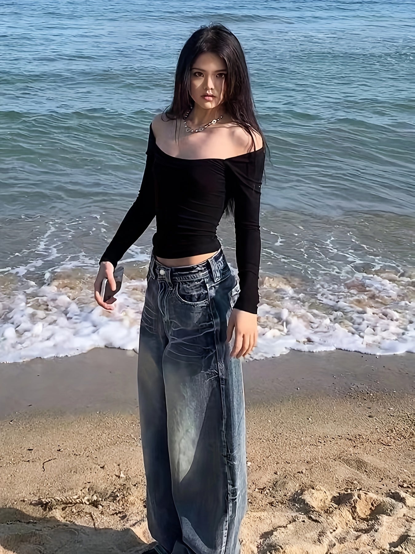 Jeans de mezclilla desgastados de tiro alto y pierna ancha con inspiración vintage para mujer