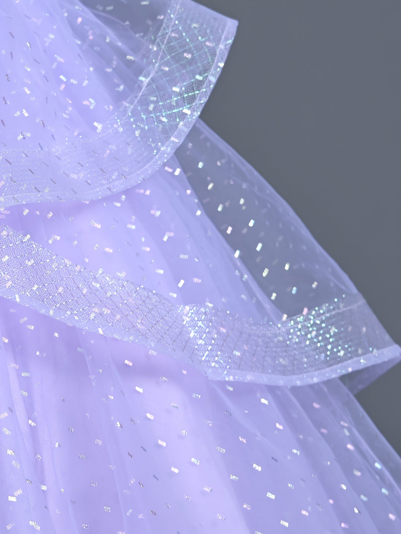 Qizlar uchun polyester to'plam libosi, kontrast mesh bilan mustahkam rangli tent silueti, krujka bo'yin, lantern qisqa yenglar, cho'zilmaydigan mato, belbog' bilan birga. Har mavsum uchun mukammal.