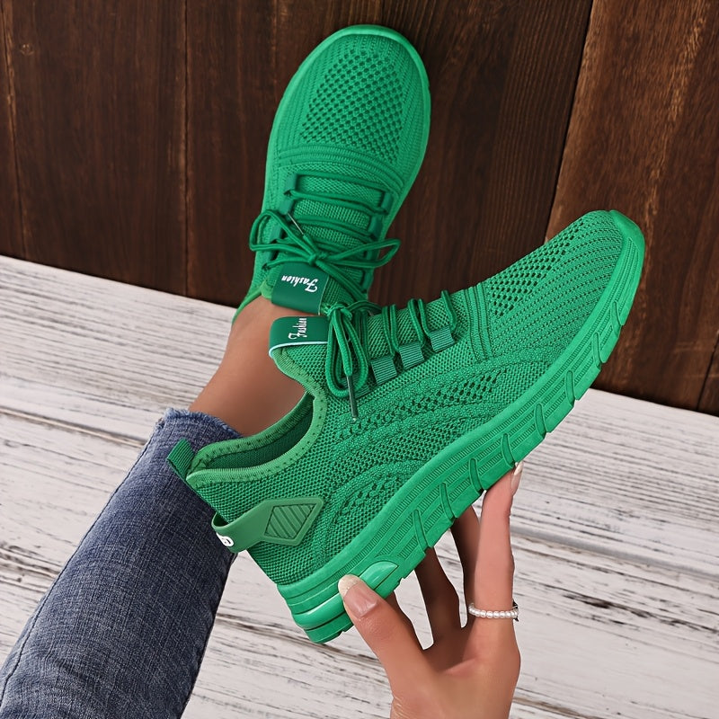 Ayollar uchun engil slip-on sport poyabzali, nafas oladigan tarmoq materialli, pastki yuqori qism