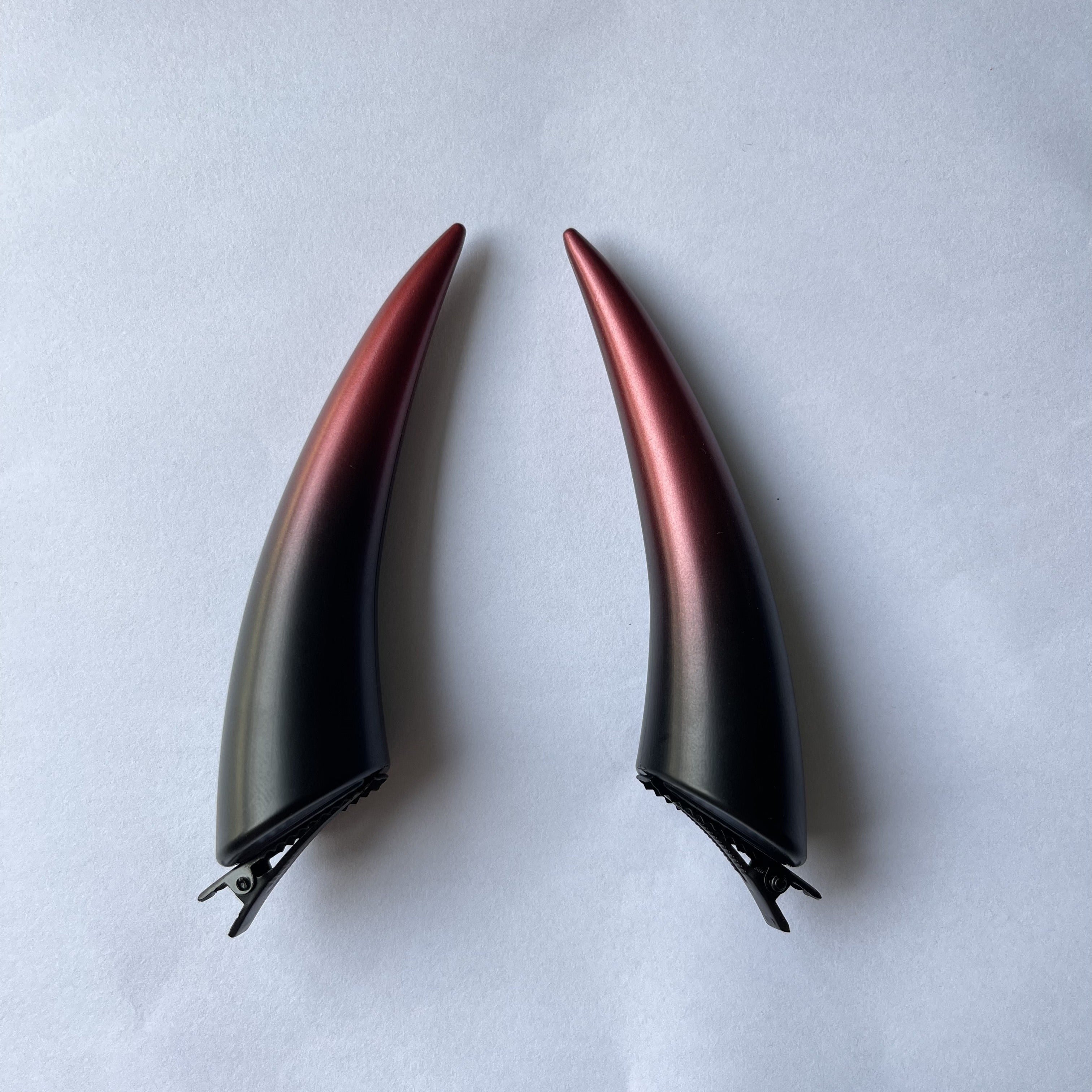 Set of 2 Gothic Dark Demon Horns Hair Clips for Halloween Cosplay Accessories
