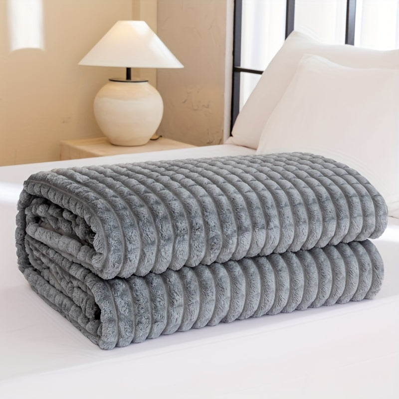 Reversible Flannel Blanket for All Seasons Checkered Bed Cover Soft and Easy to Clean