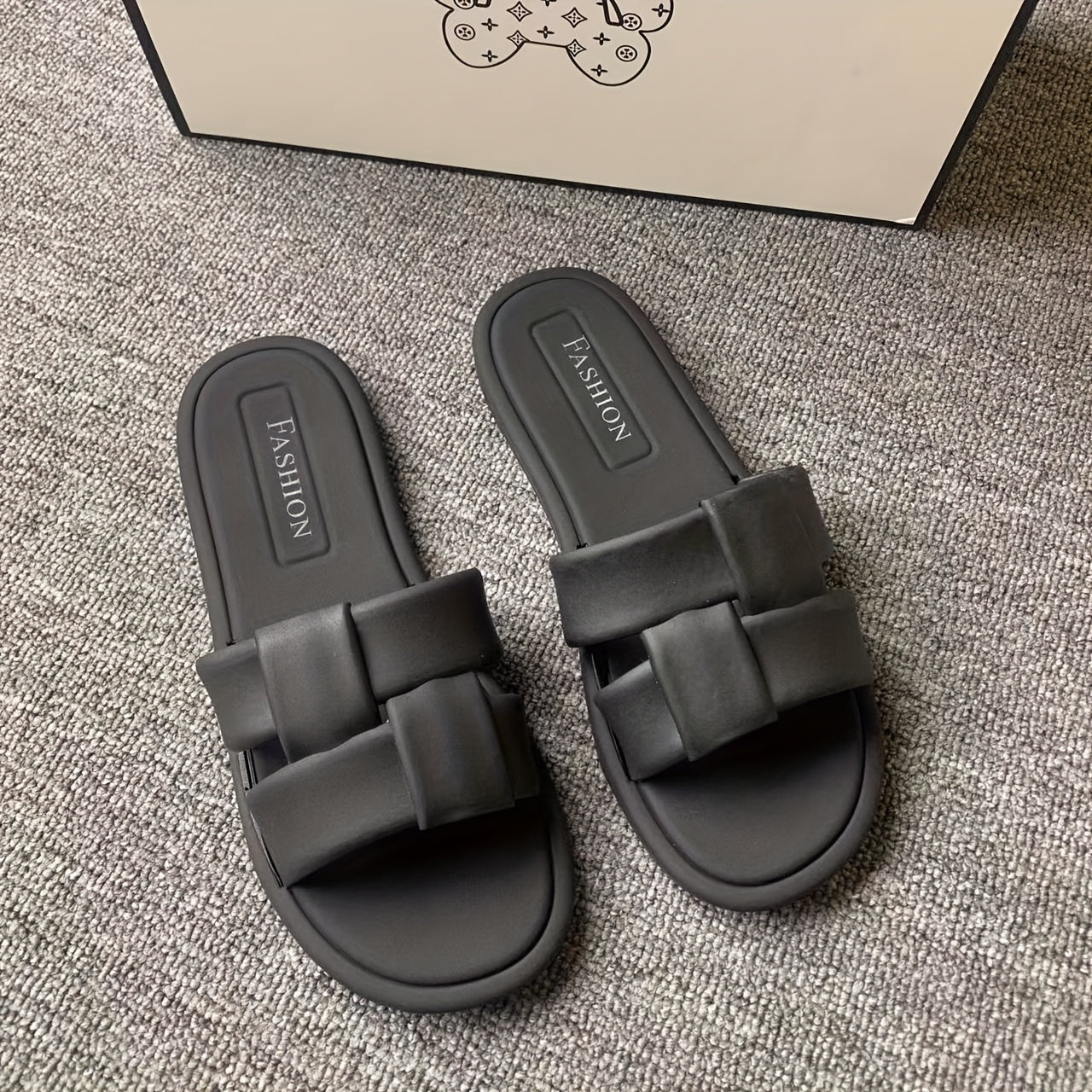 Women's Silver Woven Flat Sandals for Summer Beach Outdoor Outfit