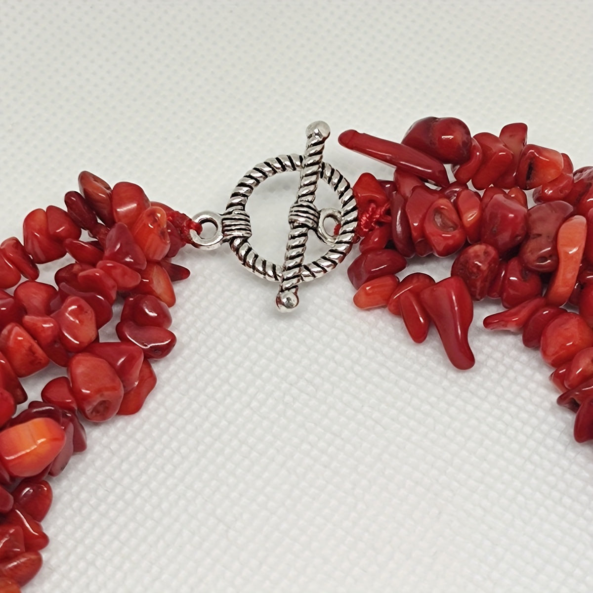 Women’s Natural Red Coral Chip Bead Necklace for Weddings and Parties