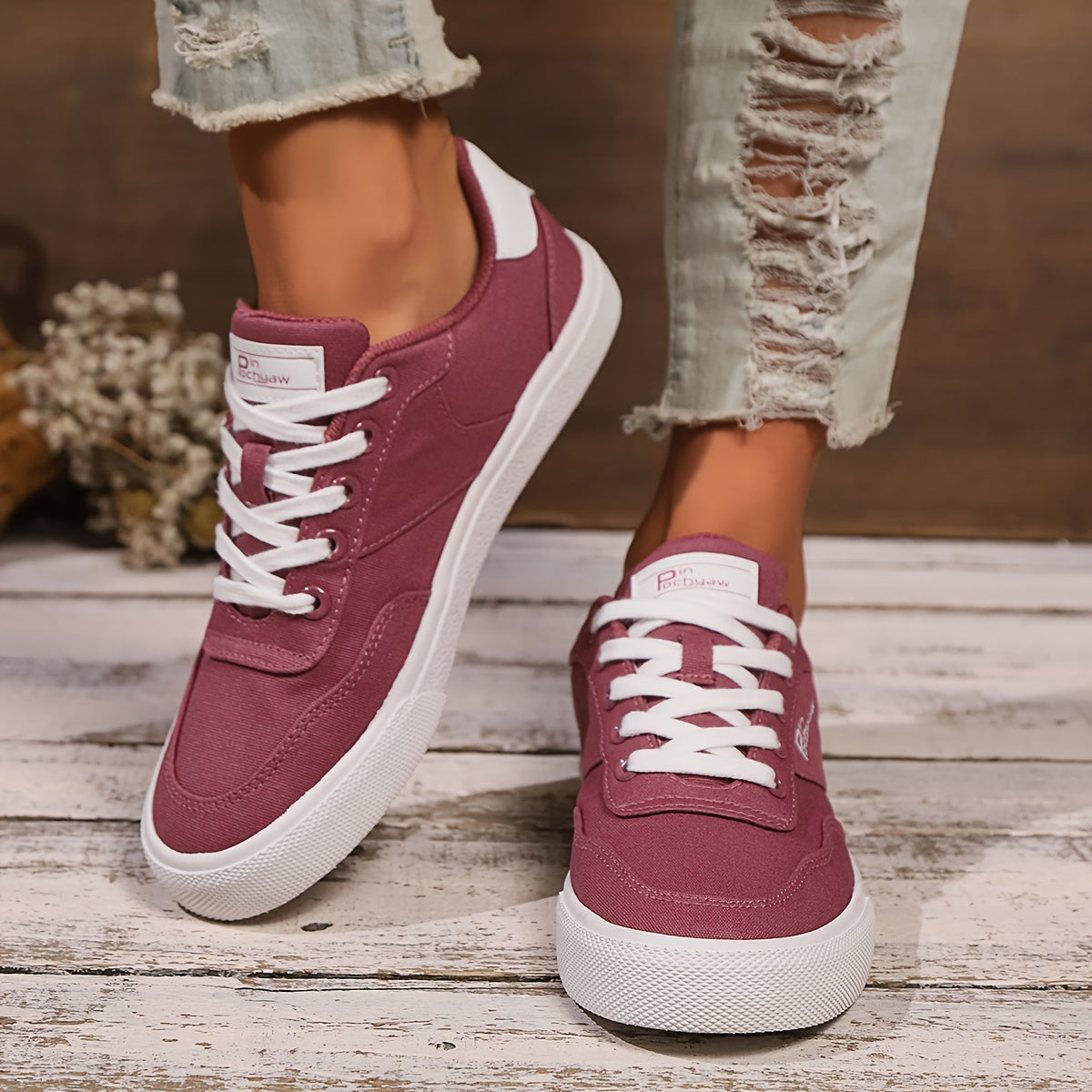 Women's Casual Flat Shoes with Laces Suitable for Outdoors
