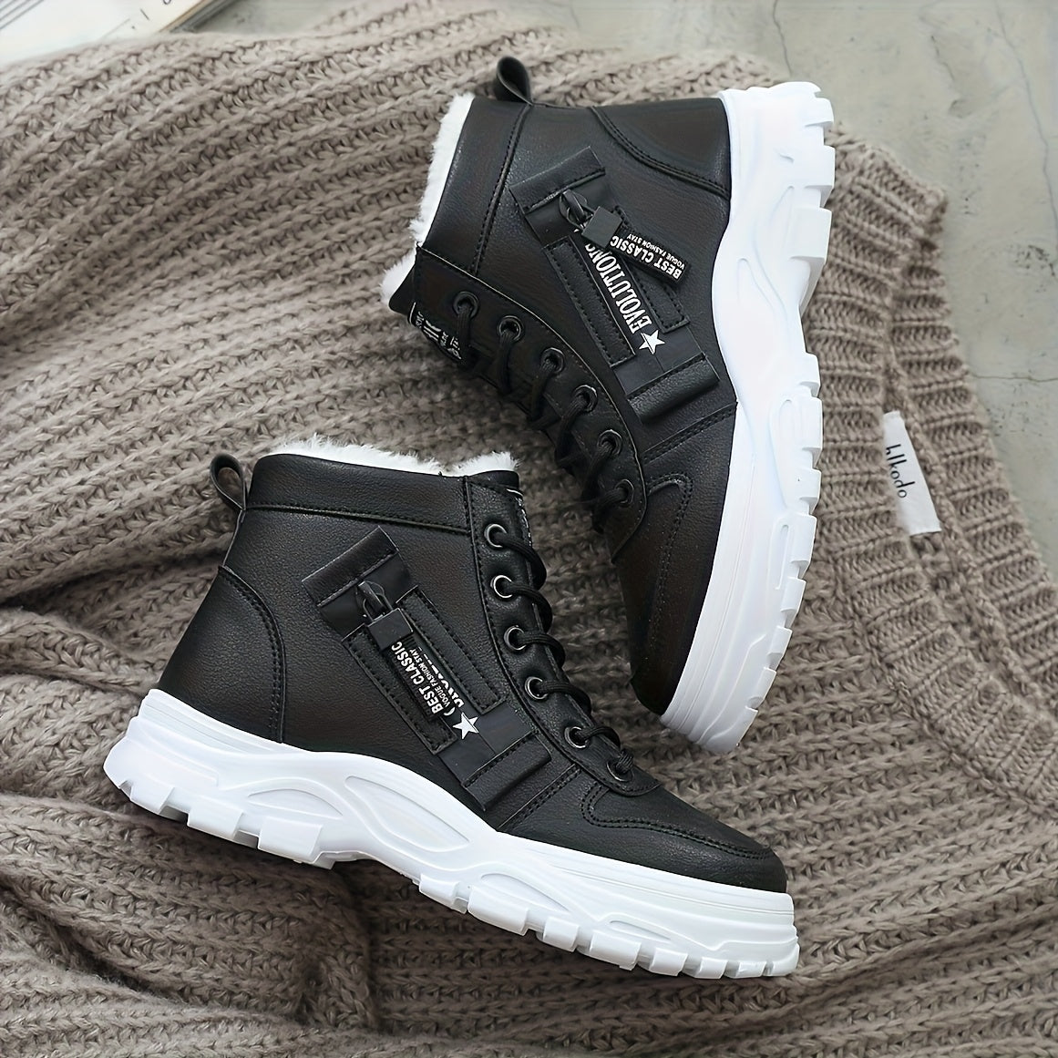 Women's Plush Lined Ankle Boots Winter Warm High-Top Lace-Up Shoes