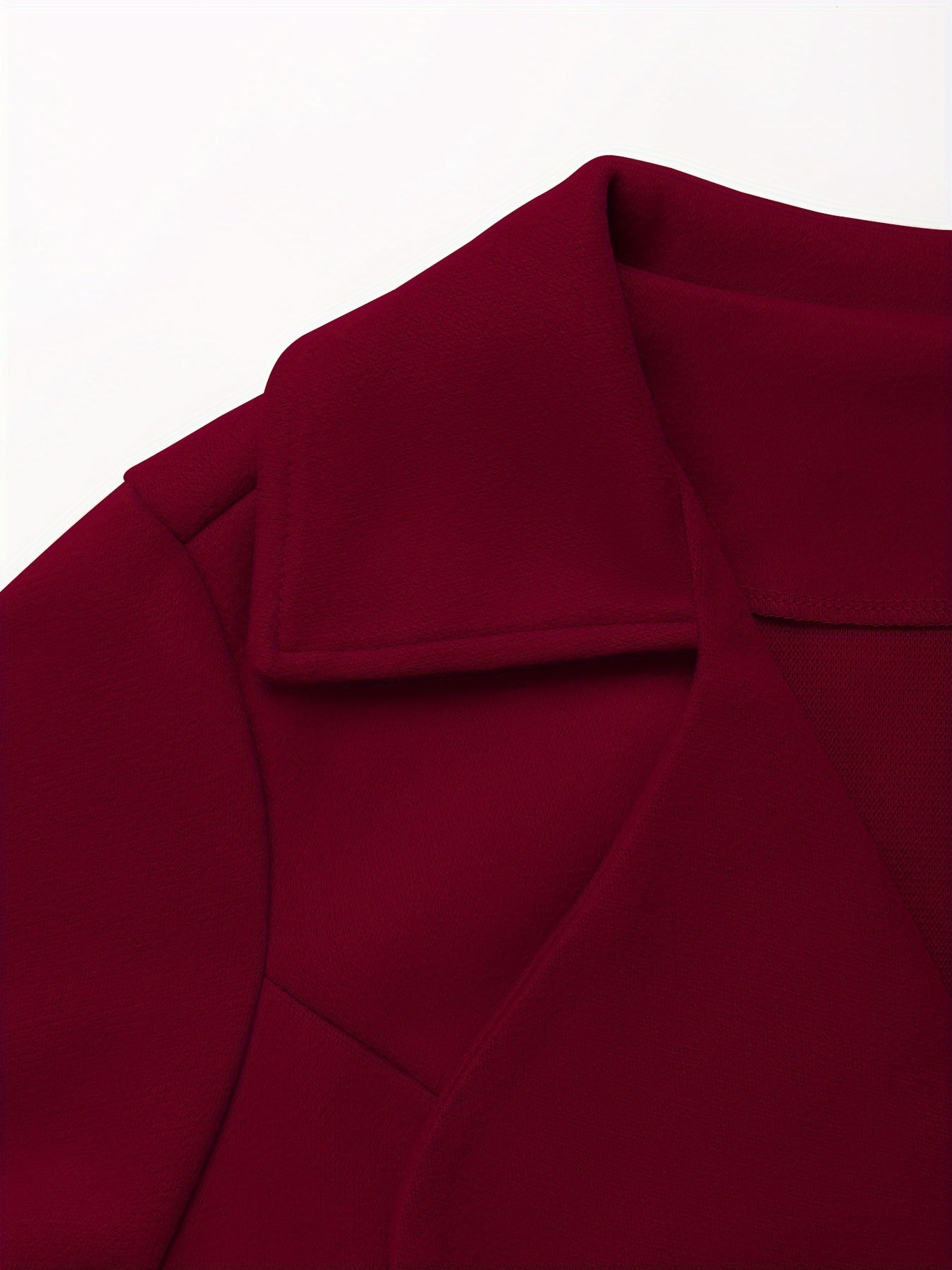 Пальто большого размера с длинной линией, с застежкой на пуговицы и вырезом-отложным воротником для осени и зимы