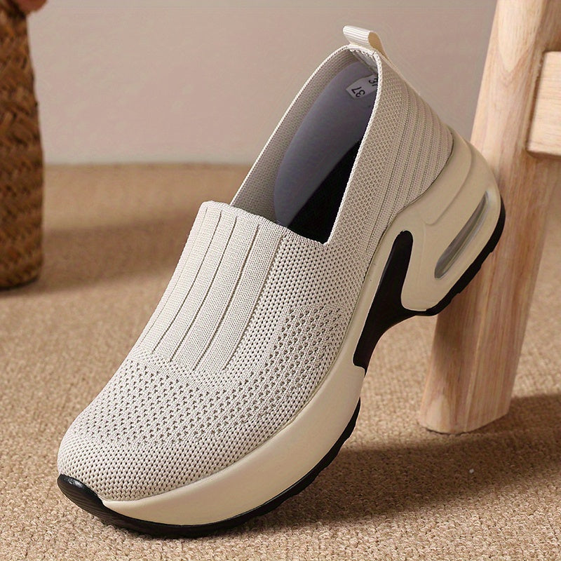 Women Lightweight Knit Slip-On Sneakers Breathable White Low-Top Comfortable