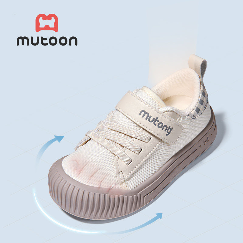 Children's Canvas Shoes for Boys and Girls with Non-Slip Sole and Protective Toe