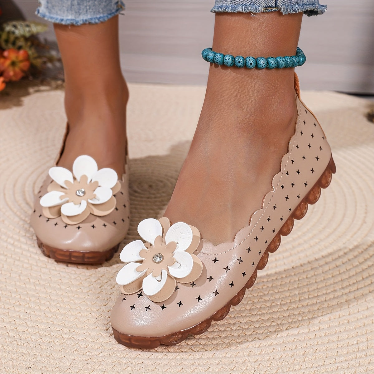Women Slip-On Loafers Synthetic Floral Embellishments Casual Office Flats