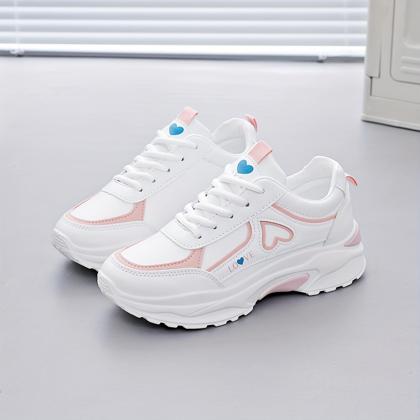 Women's White Black Casual Running Shoes Breathable Mesh Sneakers