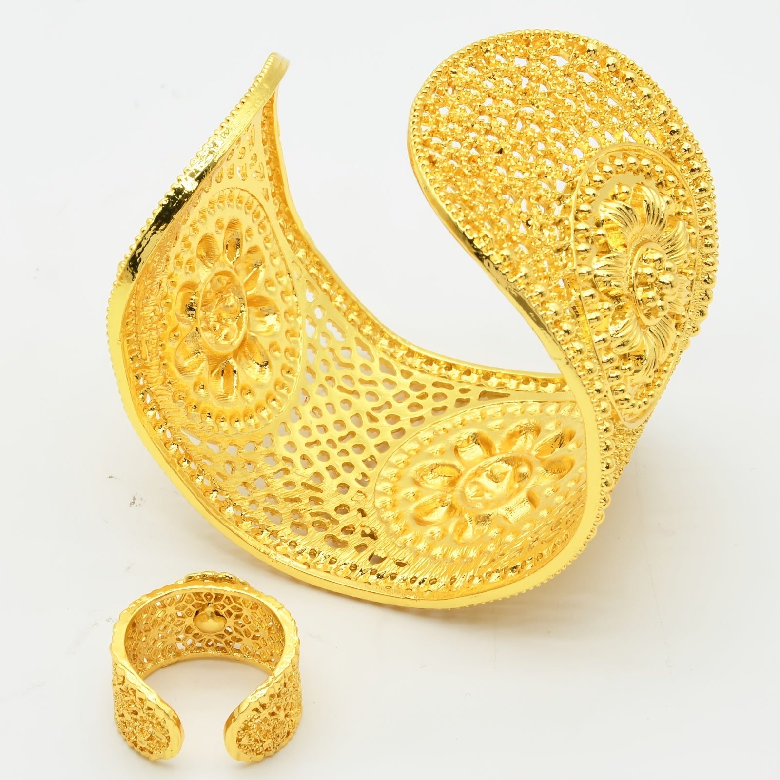 Gold Plated Zinc Alloy Jewelry Set with Adjustable Floral Bangle and Ring for Women