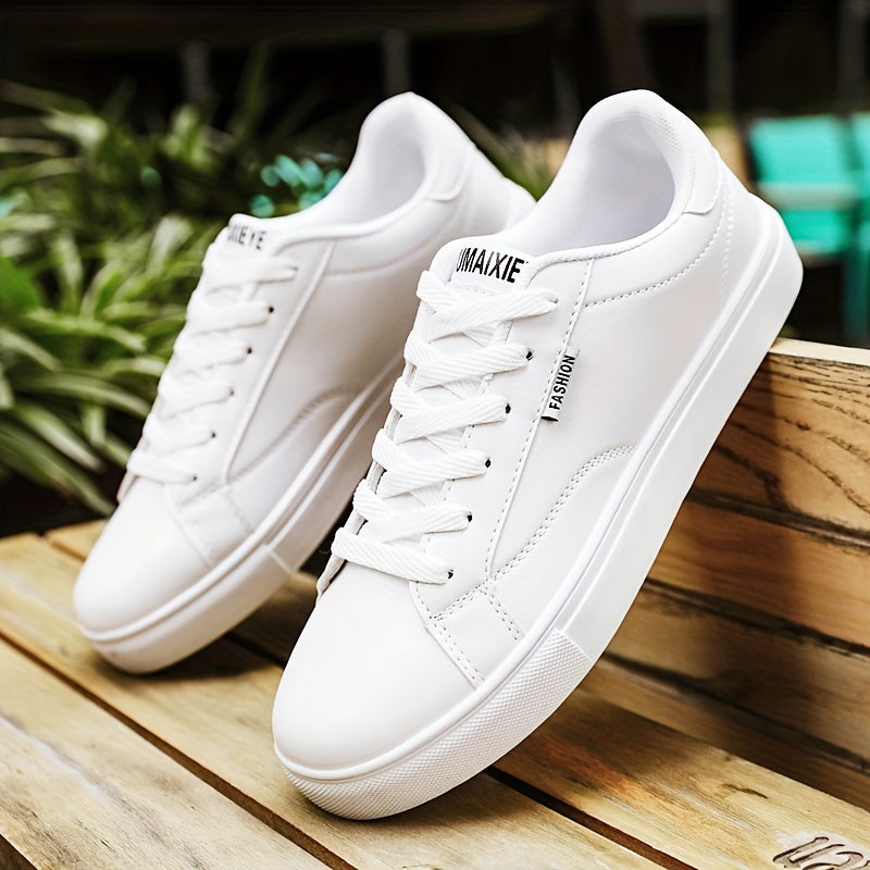 Men's Casual Skate Shoes Solid Color Low Top Lace-Up PU Upper Fabric Lining EVA Insole Rubber Sole