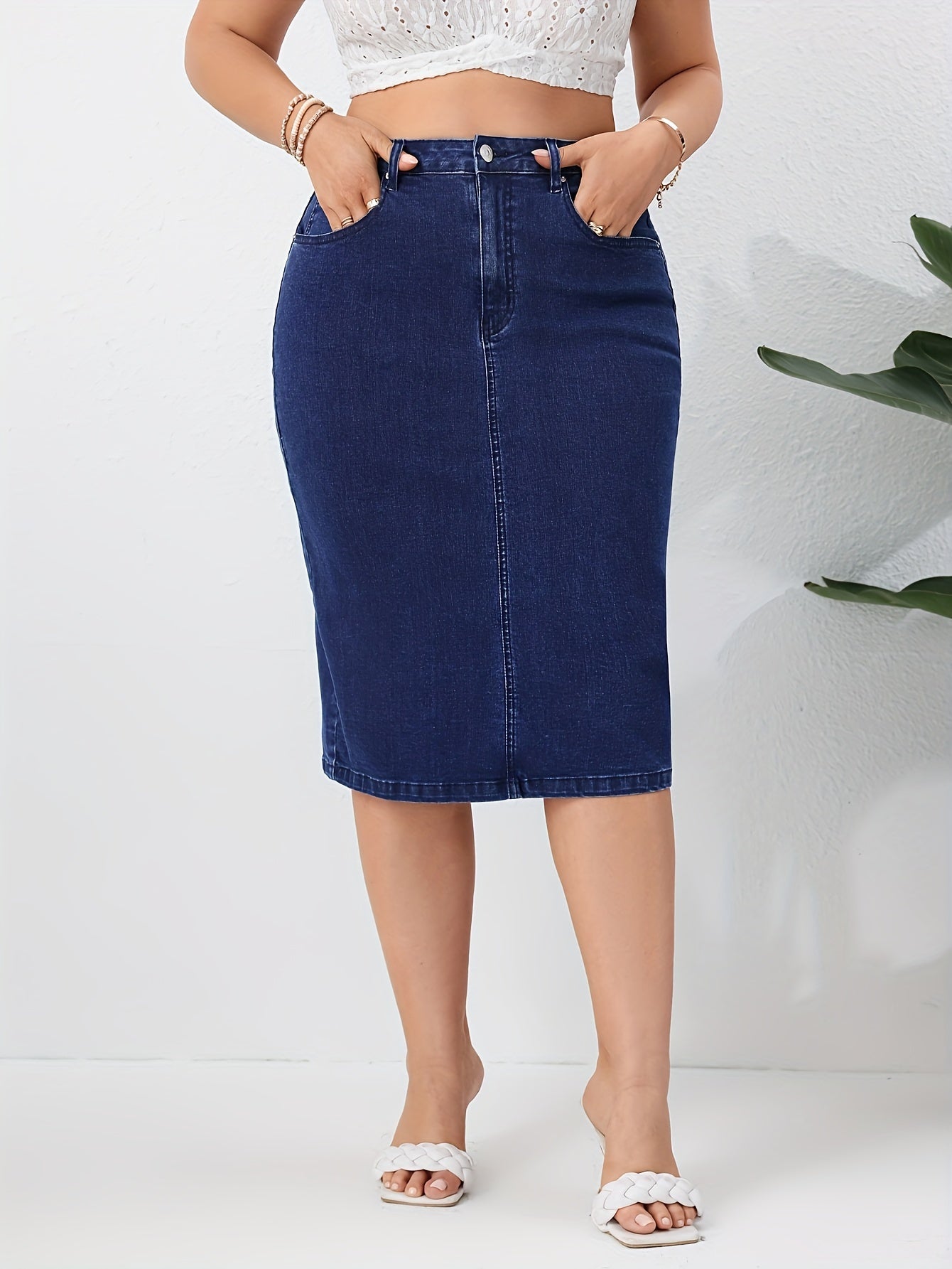 Plus Size Blue High Rise Denim Skirt with Slash Pockets for Women