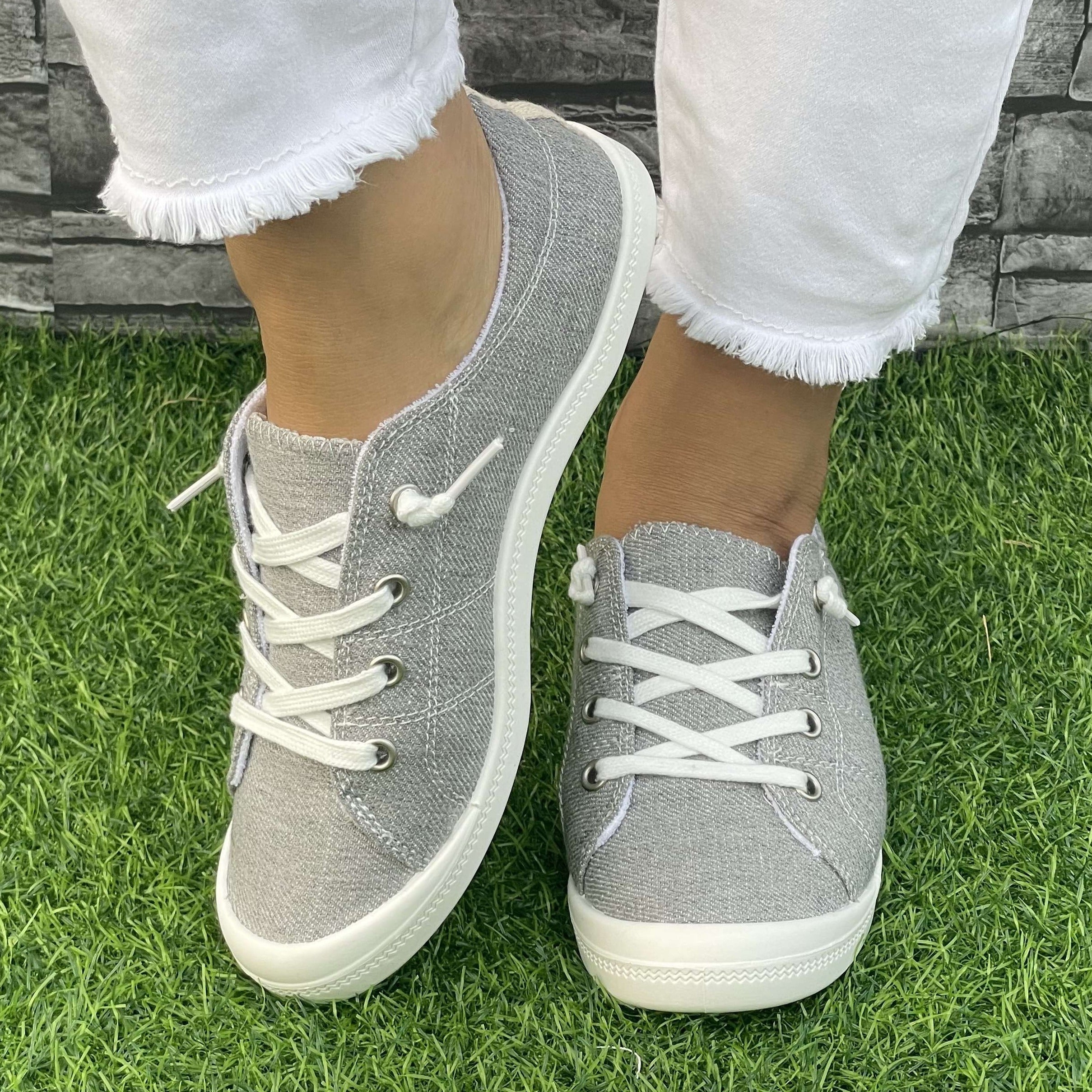 Women's Casual Solid Color Fabric Outdoor Work Shoes All-Season Lightweight