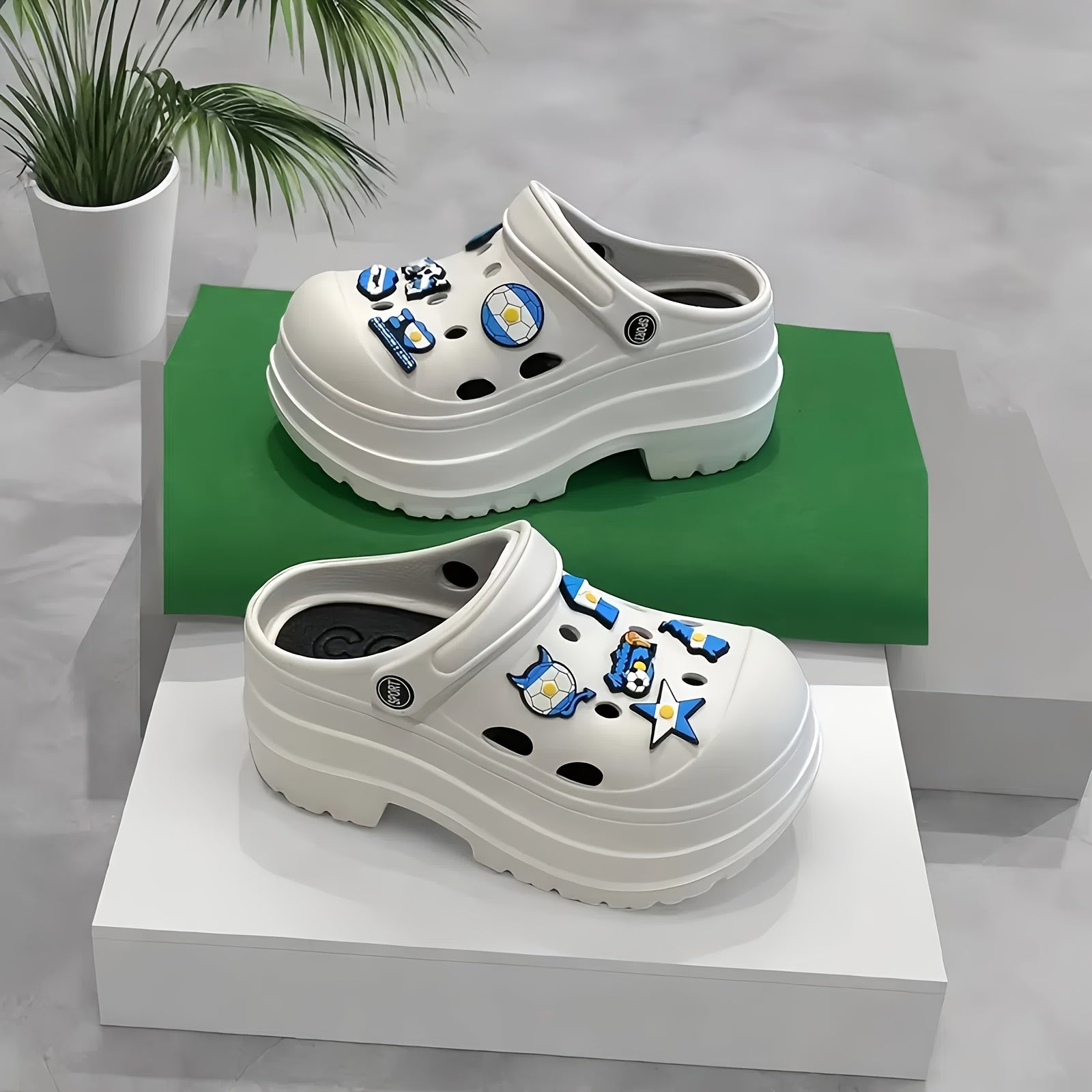 Women's Summer Wooden Sole Shoes Non-slip Hollow Beach Garden Sandals