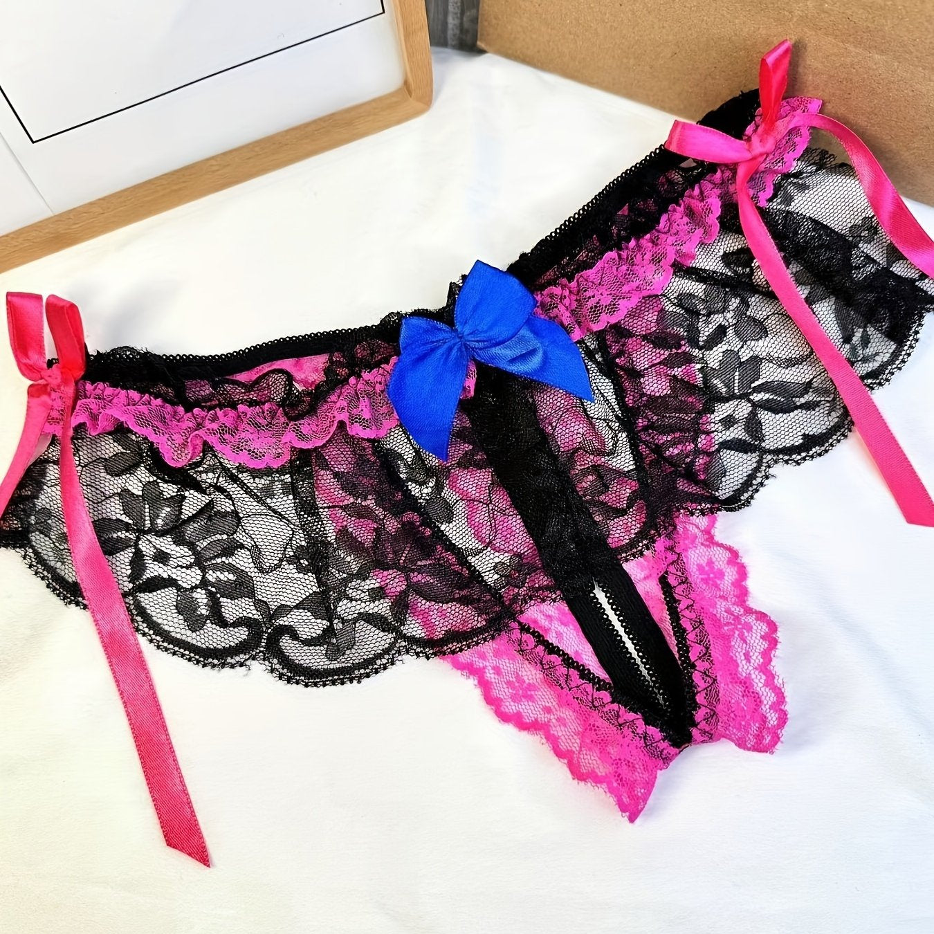 Ayollar uchun jozibali dantelli trimli ochiq qorin ichki kiyimlari