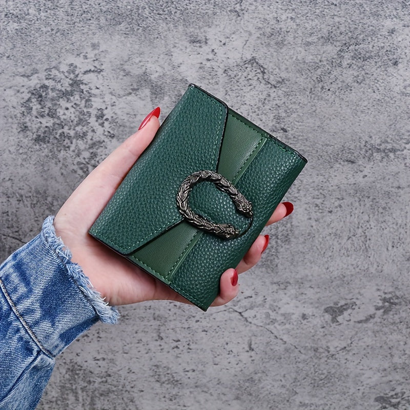 Vintage uslubidagi ayollar uchun ingichka hamyon, sun'iy charmdan tayyorlangan, tugmachali yopilish, uch qismli dizayn, cho'zilgan cho'ntak va sun'iy charm astar bilan.