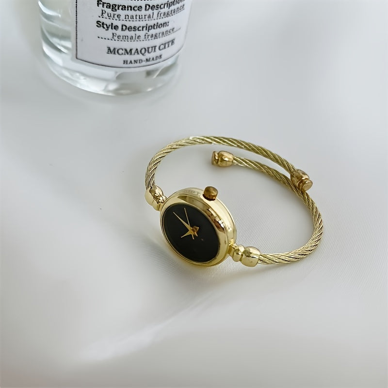 Ladies' Stylish Leather Bracelet Watch with Unique and Luxurious Design