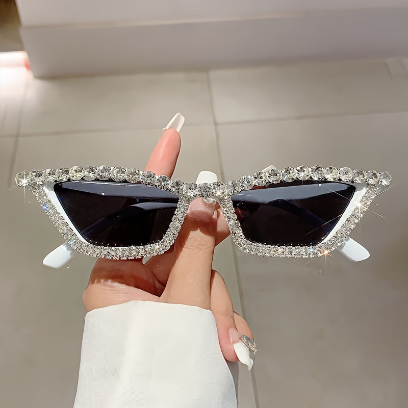 Women’s Cat Eye Glasses Shiny Rhinestone Fashion Sunglasses for Parties and Clubs