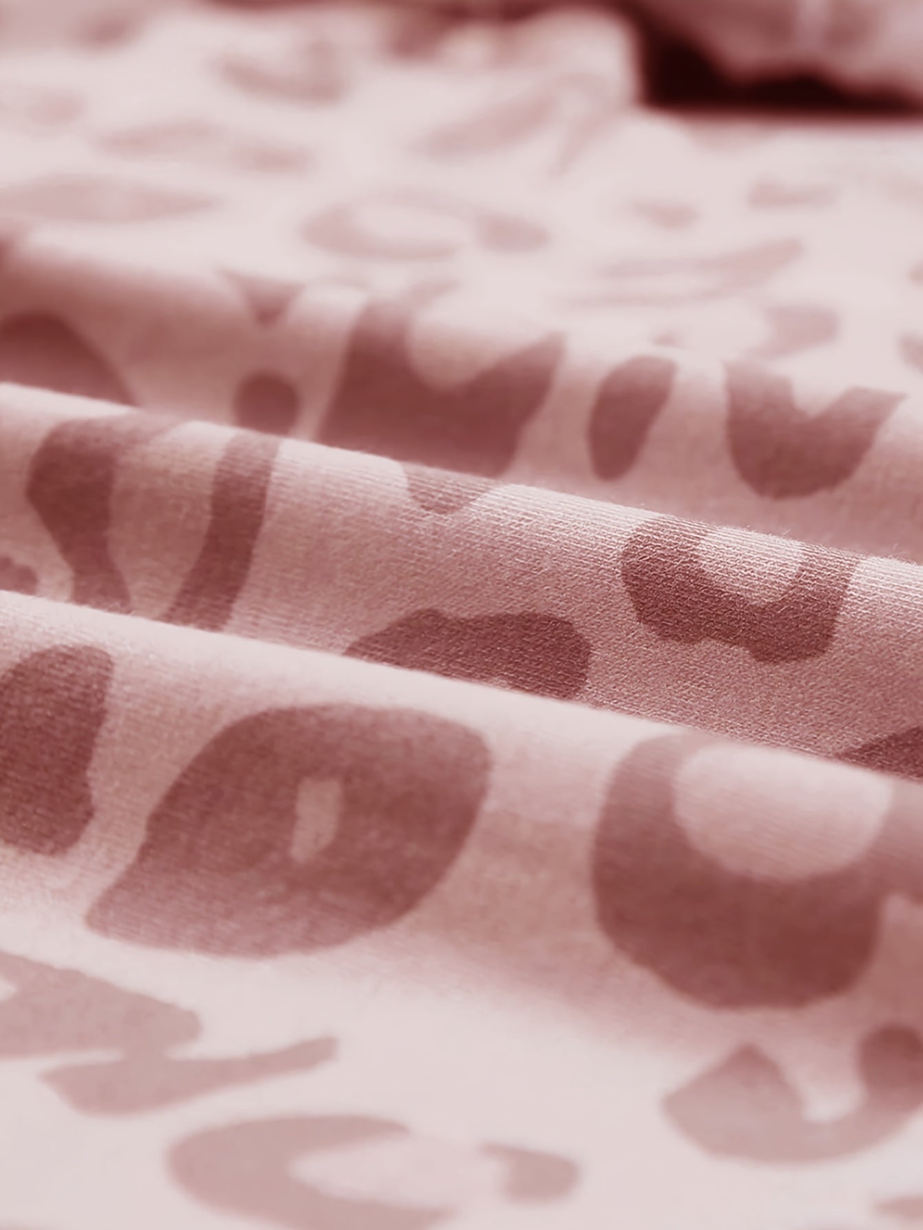 Conjunto de descanso con estampado de leopardo para mujer, top de cuello en V y pantalones con cordón, otoño e invierno