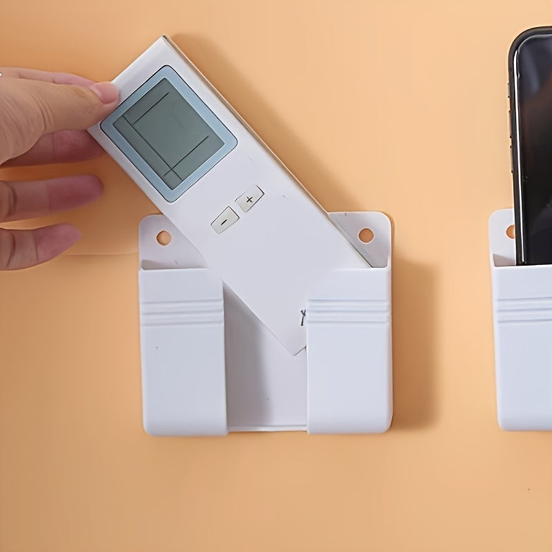 Держатель для телефона на стену в одном исполнении для пультов от телевизора и кондиционера, зарядки у кровати и утилитарных крючков.