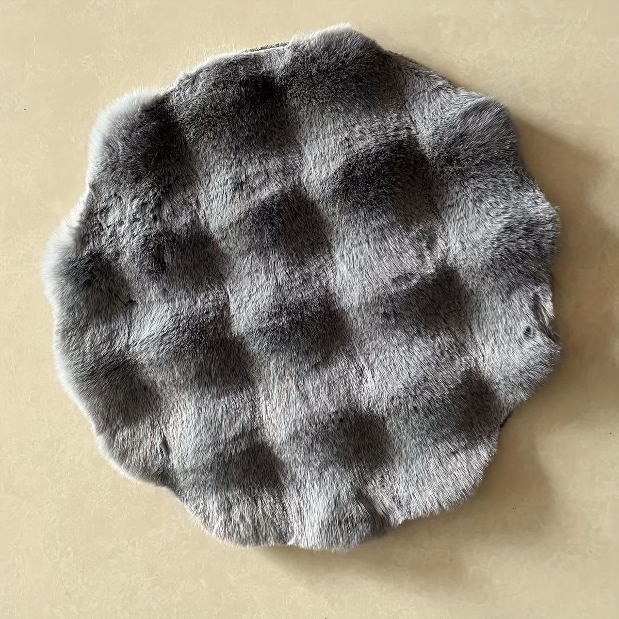 Faux Rabbit Fur Rug Pad 3D Bubble Texture Non-Slip Round Solid Color Medium Pile