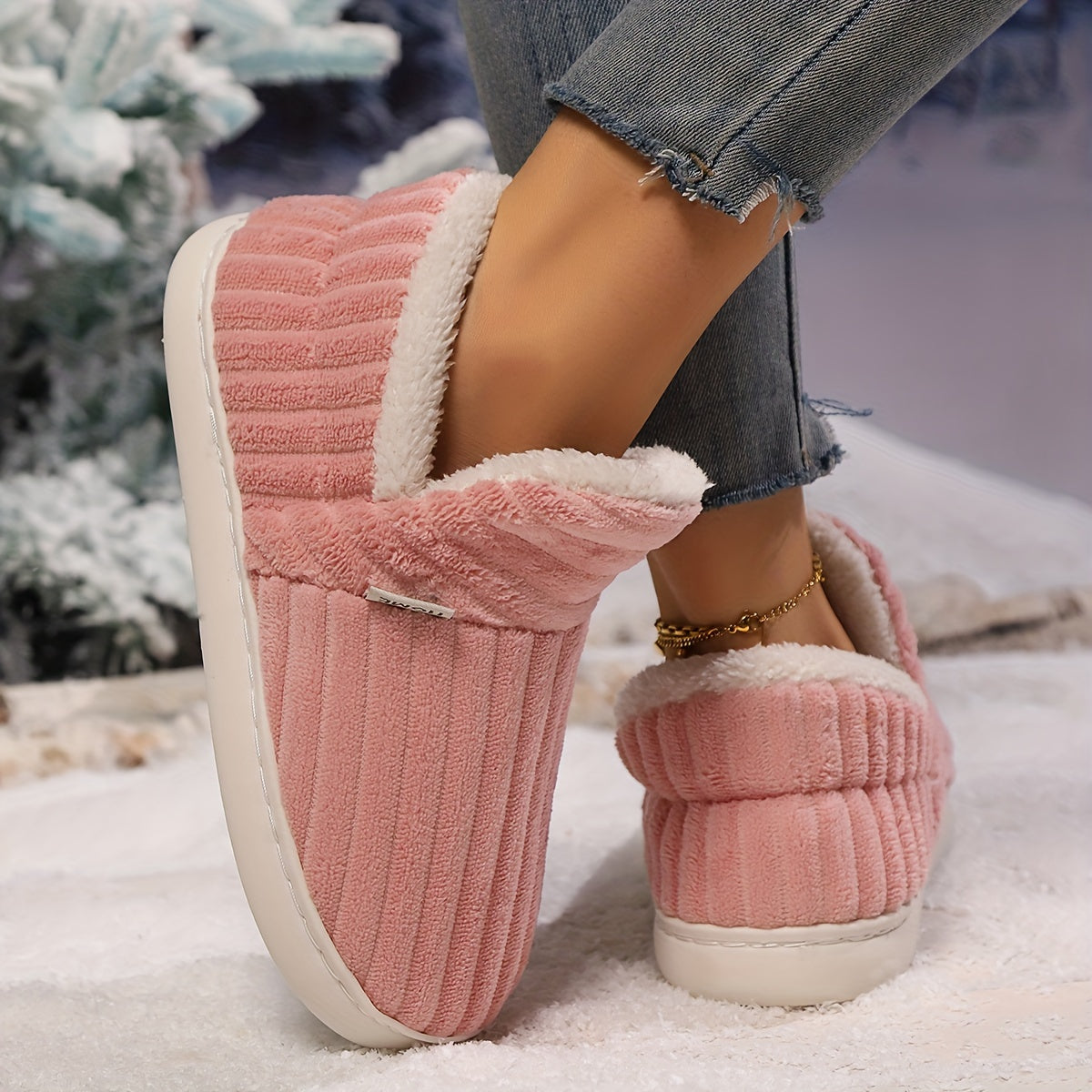 Women's Winter Slipper Boots Soft Plush Interior Slip-On Indoor Outdoor