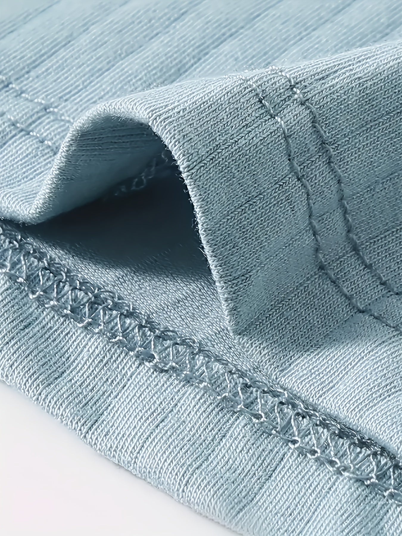 4 ta erkaklar uchun paxta qutichali ichki kiyim, aralash ranglarda, nafas oladigan va qulay, cho'ziluvchan moslikda.