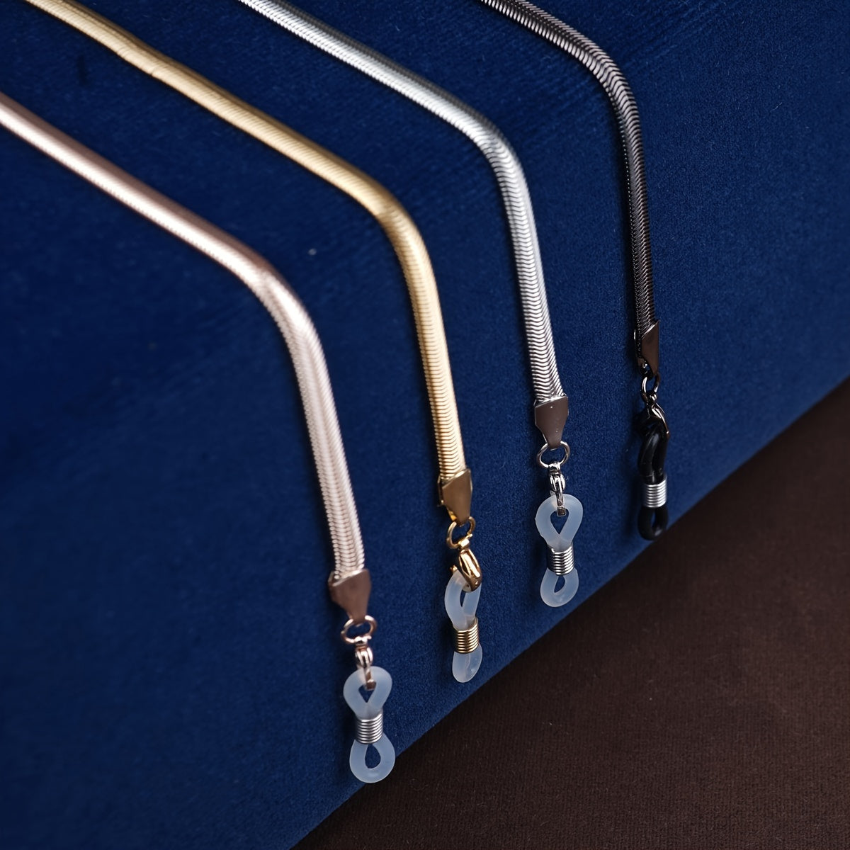 Zamonaviy Ayollar Ko'zoynaklari Uskunasi - Trendli Metall Ilon Zanjiri Ko'zoynak Lanyardi, Chic Moda Ishqibozlari Uchun Ideal Tug'ilgan Kun Hediye
