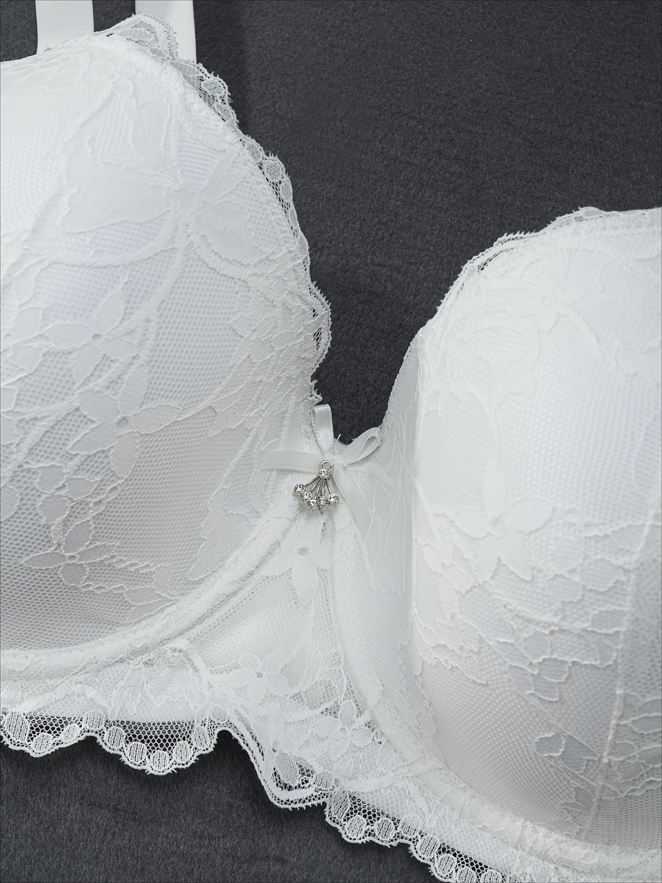 Plus Size Elegant Floral Lace Underwire Bra with Bow Detail
