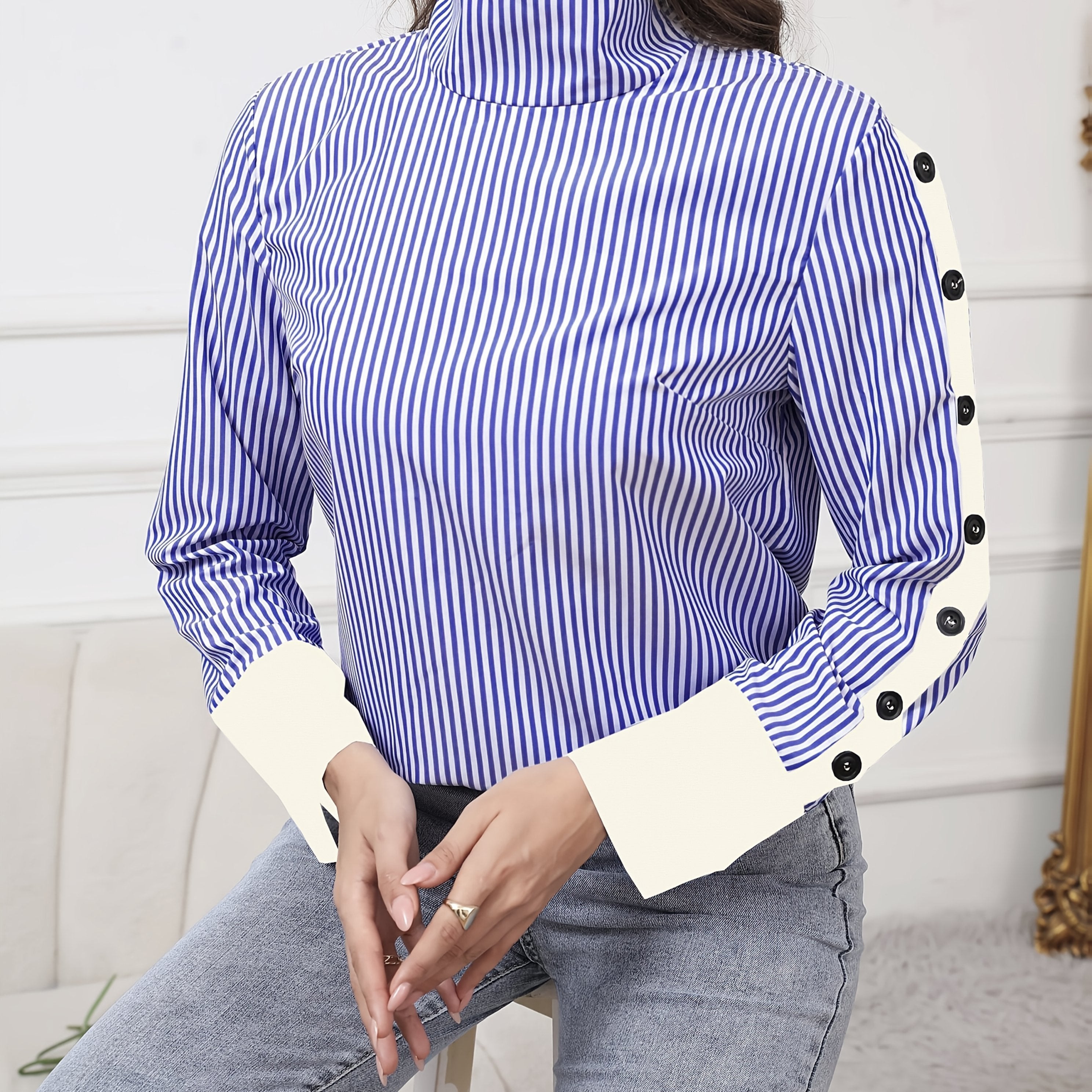 Plus o'lchamli ayollar uchun uzun qolli chiziqli kofta qora tugma oldi ko'rinmaydigan