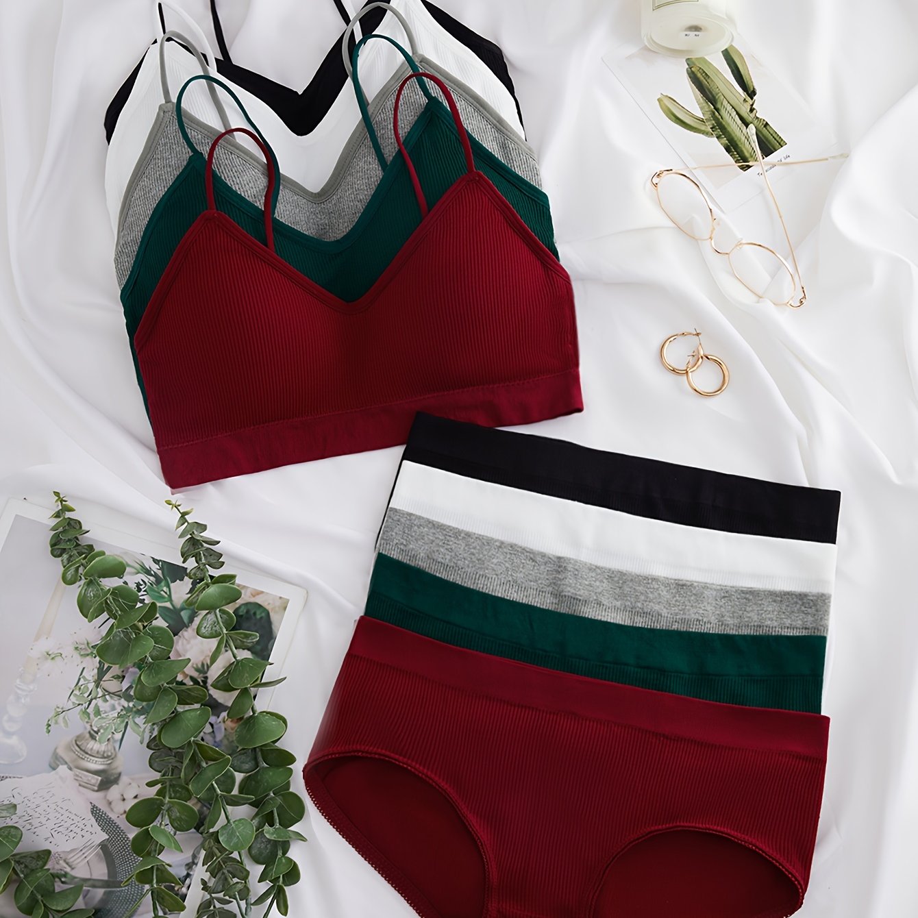 Multicolored Sports Suit for Men with Breathable Fabric and Comfortable Fit