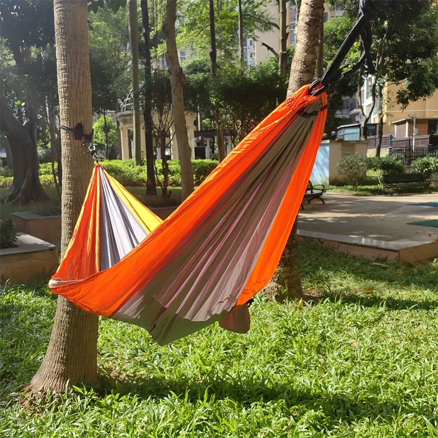 Yengil naylon parashyut matosidan tayyorlangan bitta kamping g'ildiragi, ochiq havoda sarguzashtlar va plyaj sayohatlari uchun mukammal, 199.58 KG gacha yuk ko'taradi.