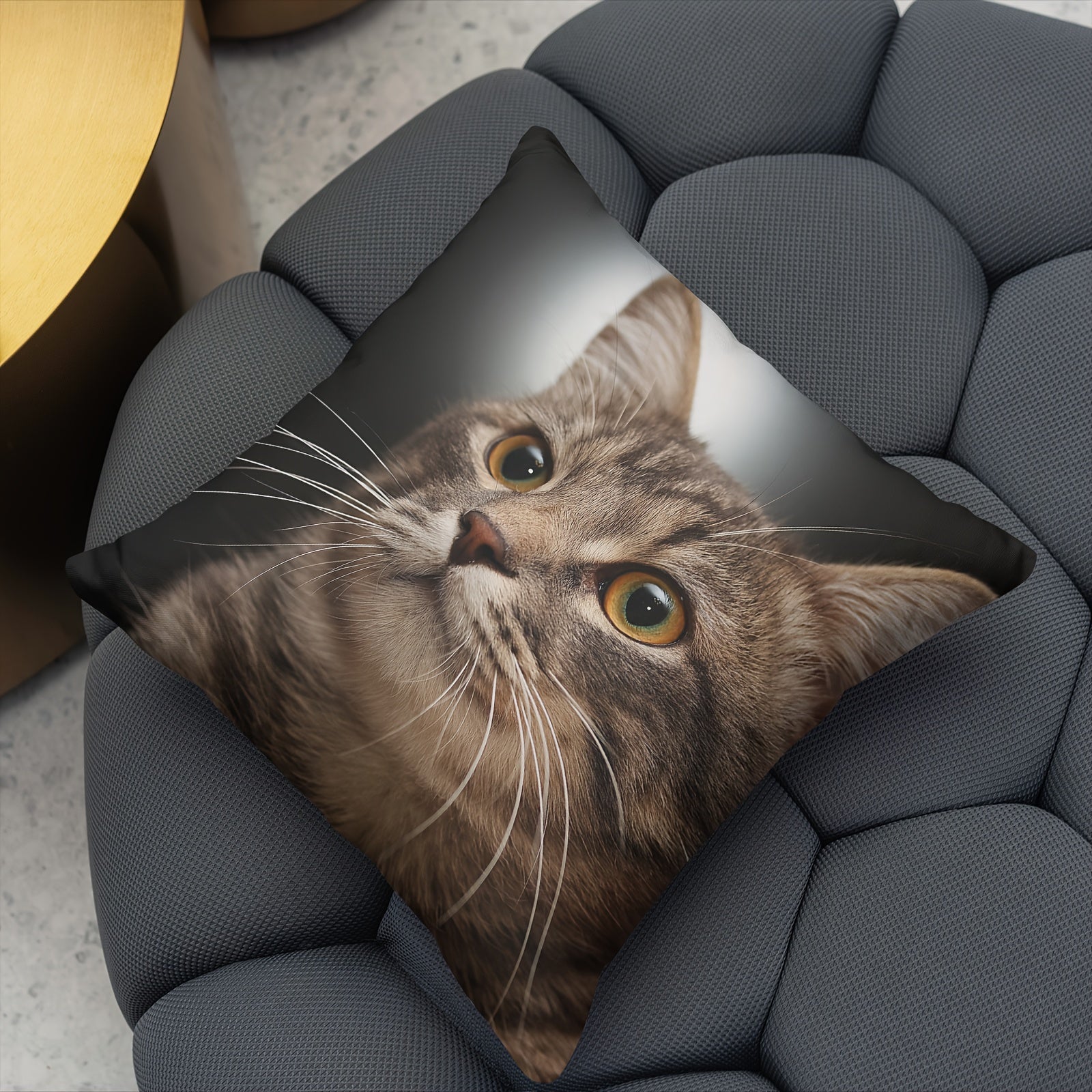 Cat Plush Pillow Cover 45.72x45.72 cm Zippered Machine Washable Short Plush Sofa Bedroom Decor