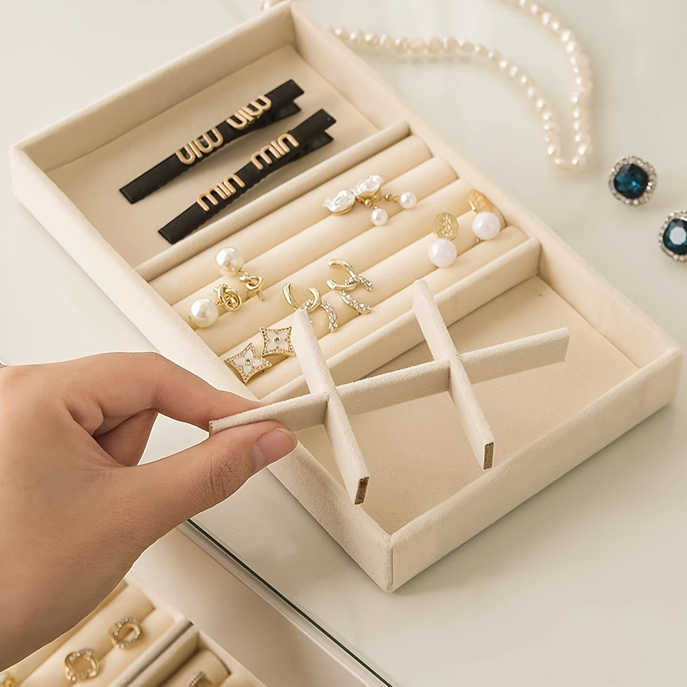 Набор из 4 органайзеров для хранения украшений из бархата для колец, серег, браслетов и ожерелий