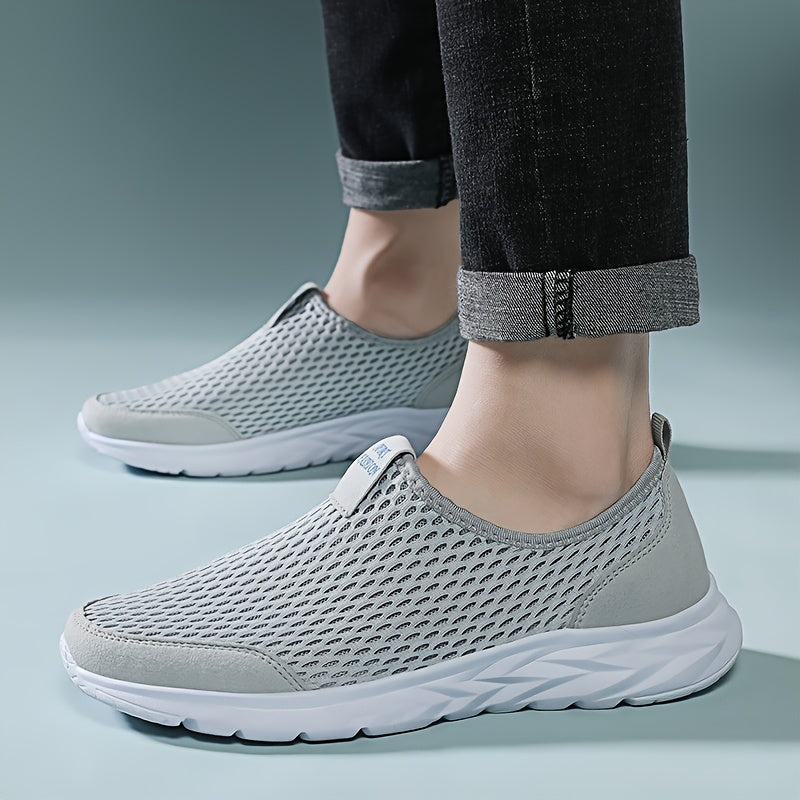 Men's Breathable Knit Sneakers with Non-Slip Sole and Comfort Inner Lining for All-Season Outdoor Casual Wear