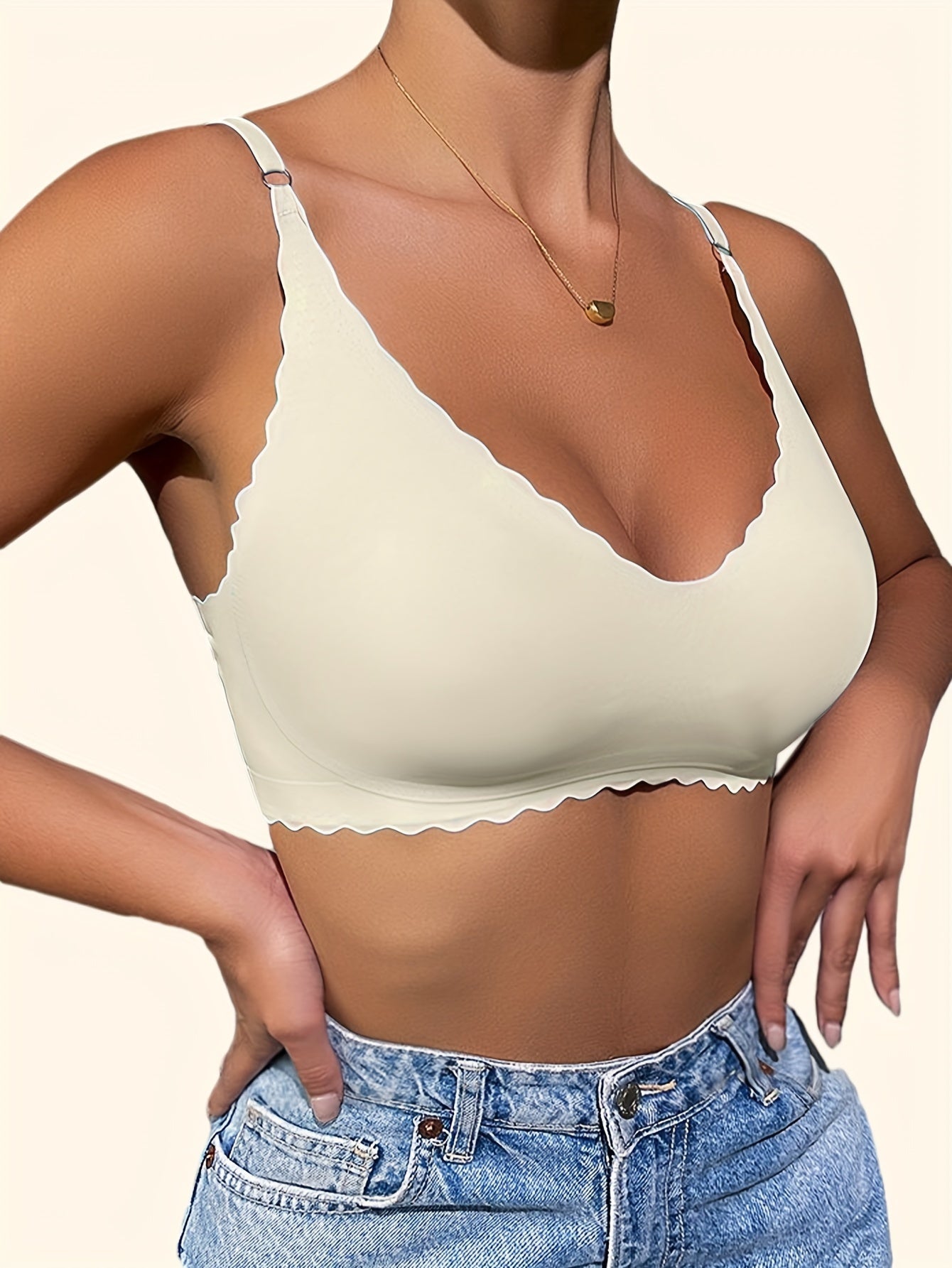 Women's Padded Underwire Lace Lingerie Bra with Adjustable Straps