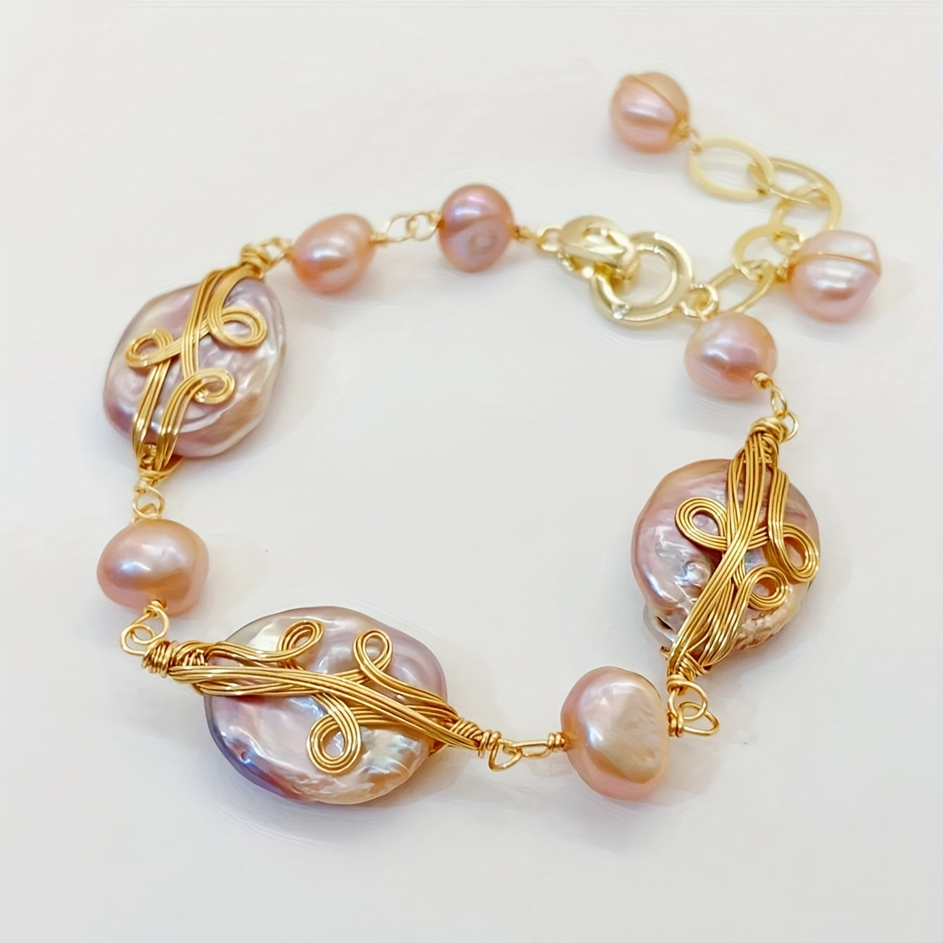 Women’s Vintage Style Bracelet with Freshwater Pearls and Hand Chain Design