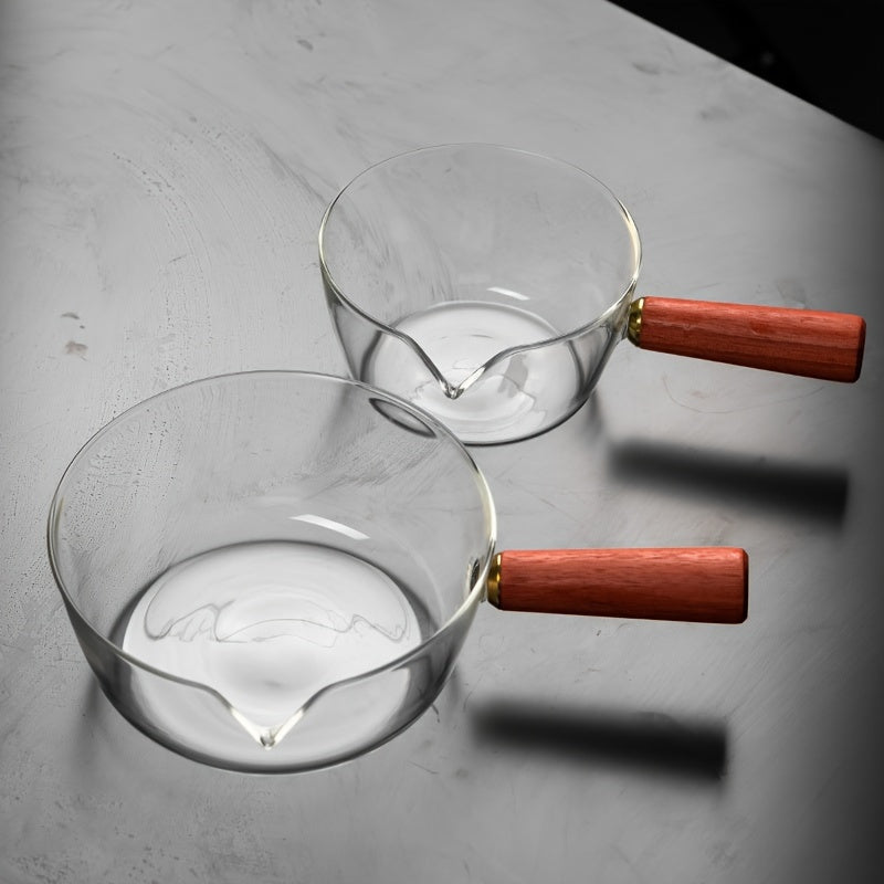 Borosilicate Glass Saucepan 690ml with Wooden Handle V-Shaped Spout Gas Stove Compatible