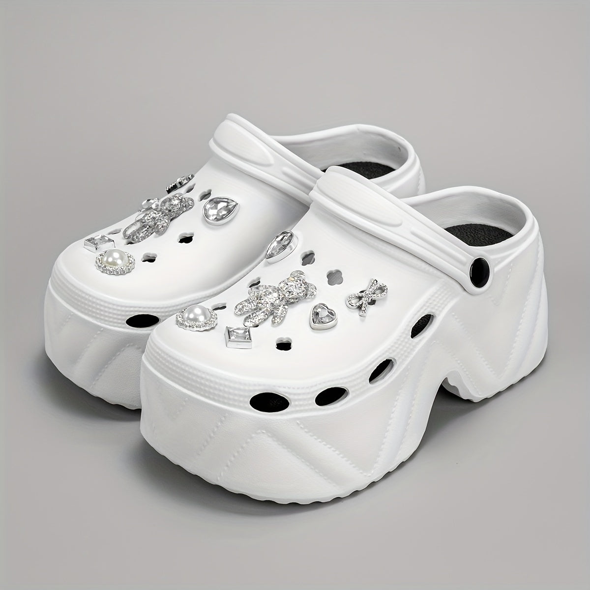 Women's Rhinestone Bear Decor Clogs Casual Hollow Out Garden Shoes