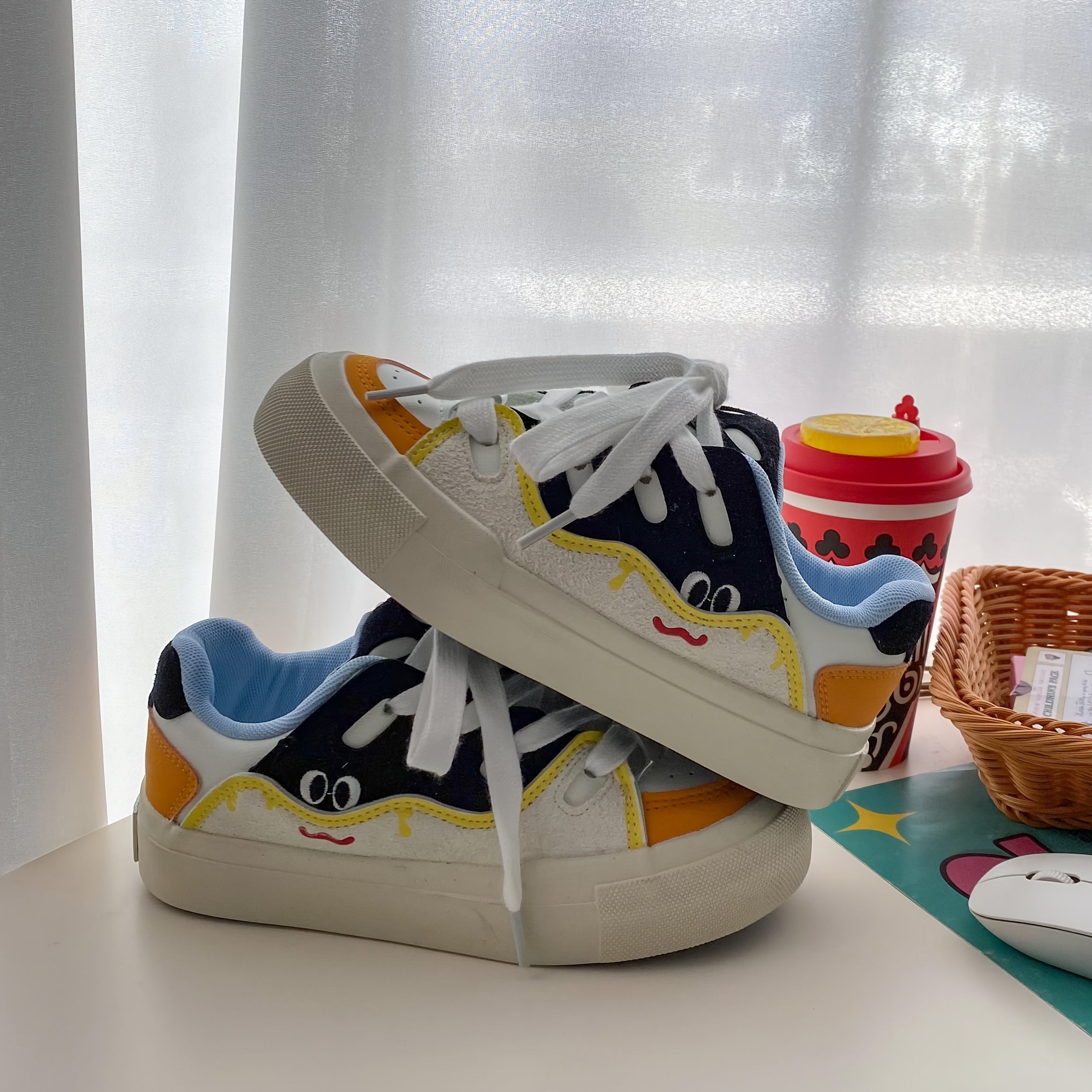 Women's Spring Low-Top Round Toe Lace-Up Casual Shoes