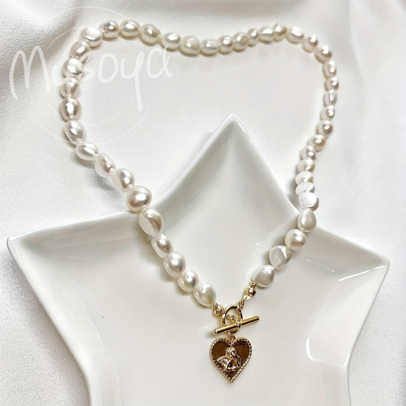 Collar elegante de perlas de agua dulce estilo barroco con colgante de corazón en oro 7-8mm caja de regalo