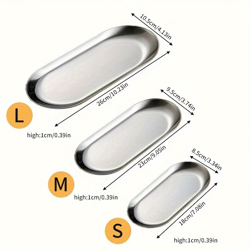 Набор овальных десертных тарелок включает большие, средние и маленькие тарелки двух цветов для закусок, фруктов и обедов